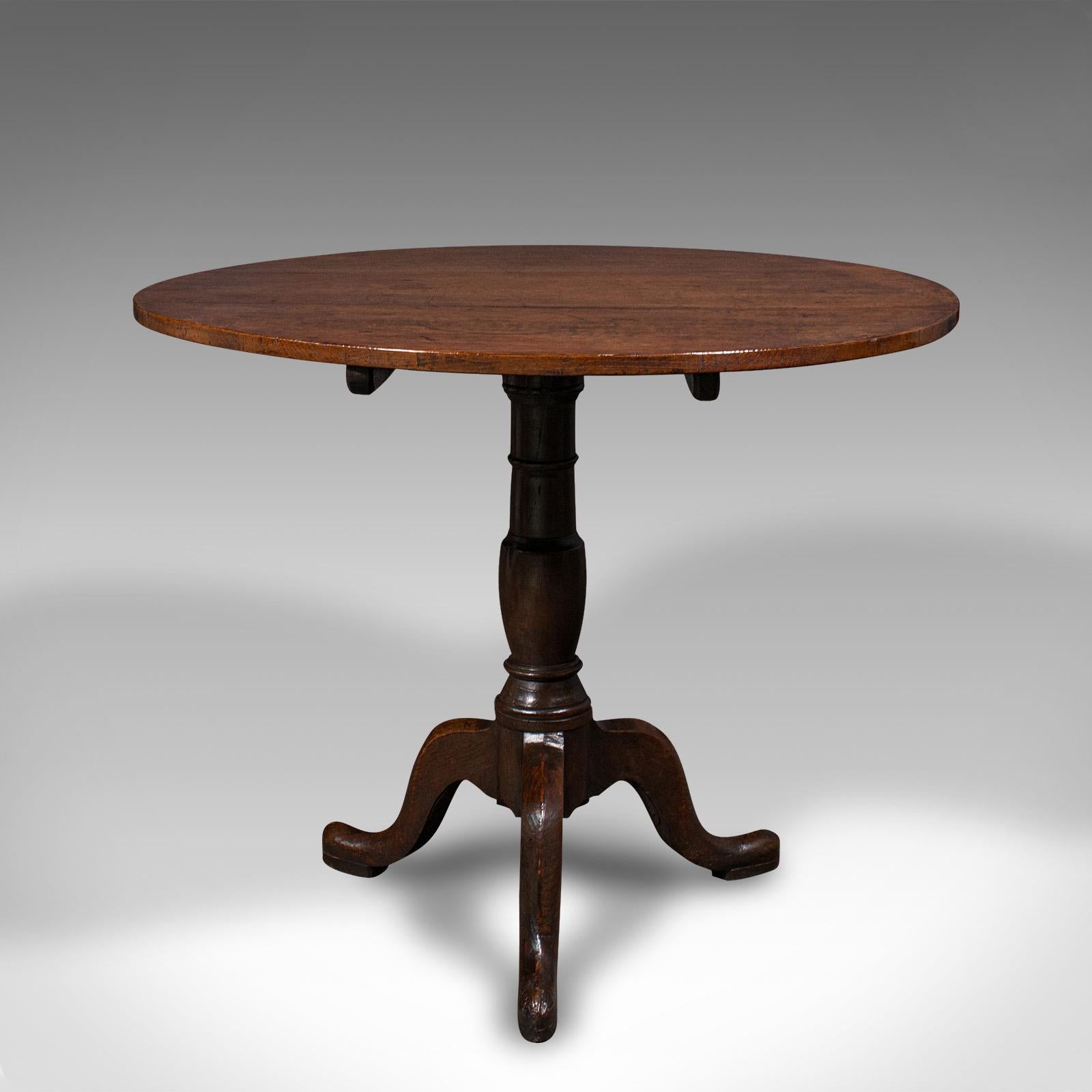 Antique Tilt Top Occasional Table, English, Oak, Side, Lamp, Georgian, C.1780 In Good Condition For Sale In Hele, Devon, GB
