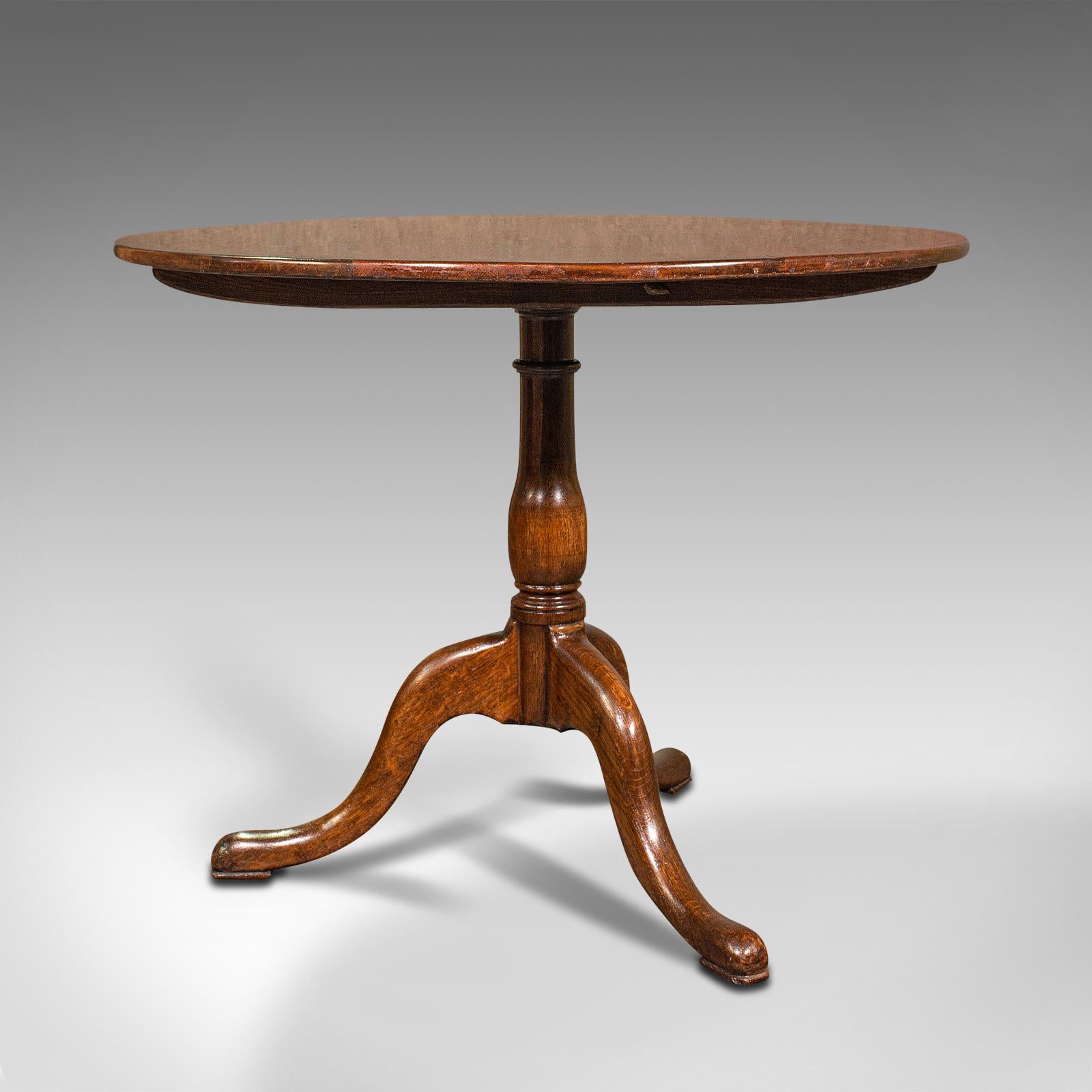 Antique Tilt Top Side Table, England, Oak, Occasional, Lamp, Georgian, C.1760 In Good Condition For Sale In Hele, Devon, GB