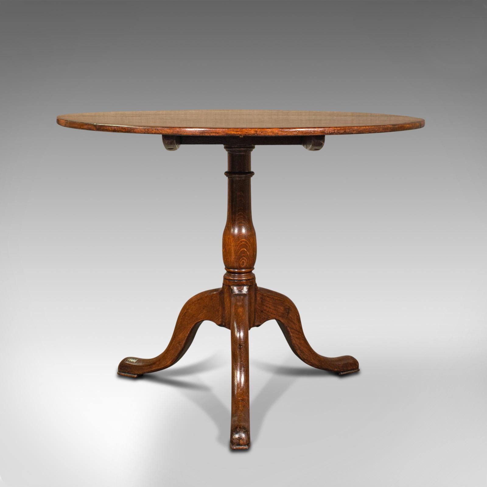 Antique Tilt Top Side Table, England, Oak, Occasional, Lamp, Georgian, C.1760 For Sale 1