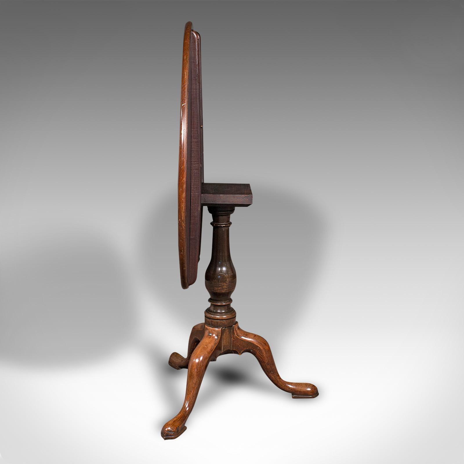 Wood Antique Tilt Top Table, English, Side, Lamp, Breakfast, Georgian, Circa 1820 For Sale