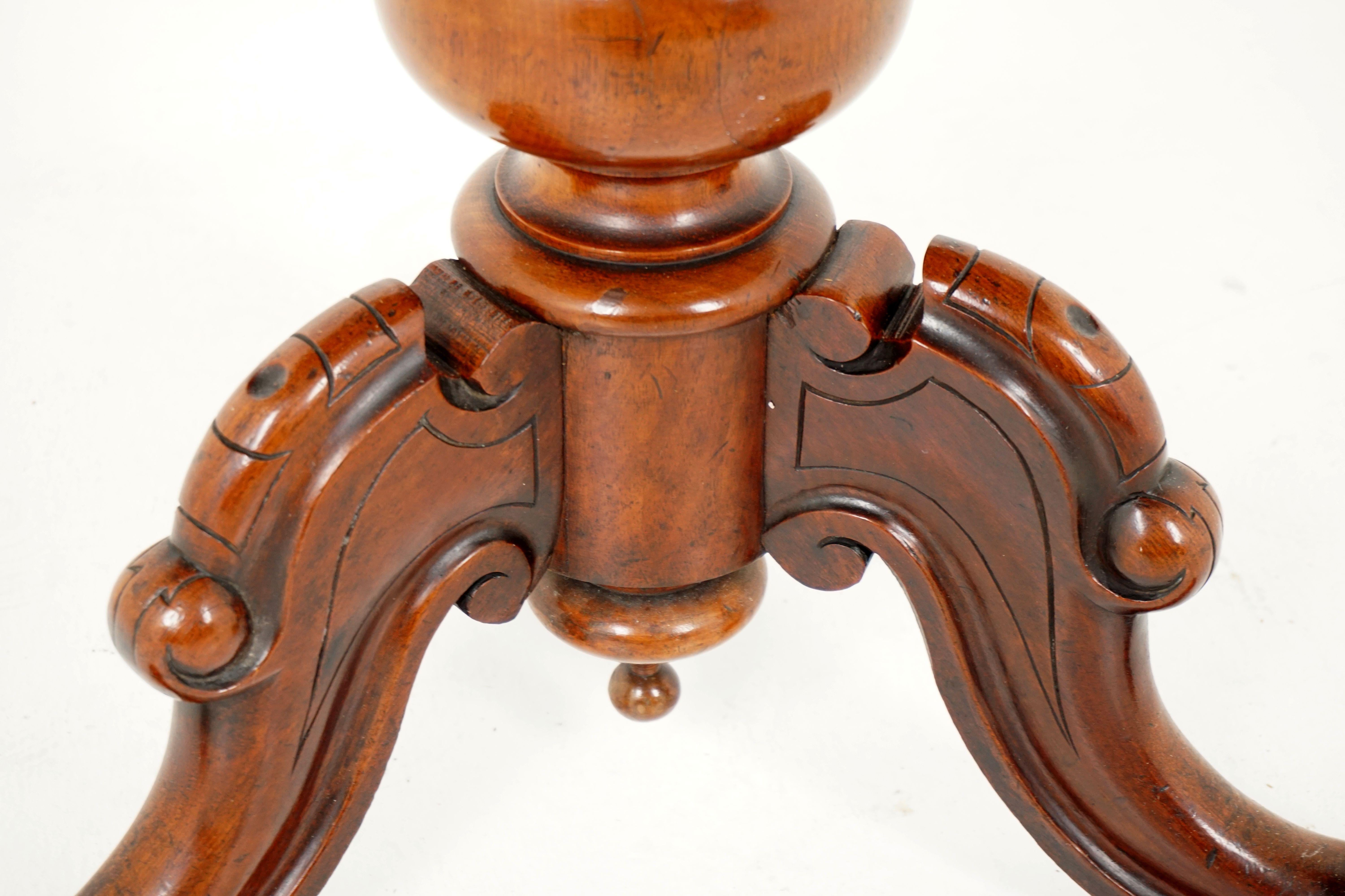 Scottish Antique Tilt-Top Table, Victorian Walnut Breakfast Table, Scotland 1880, B1915