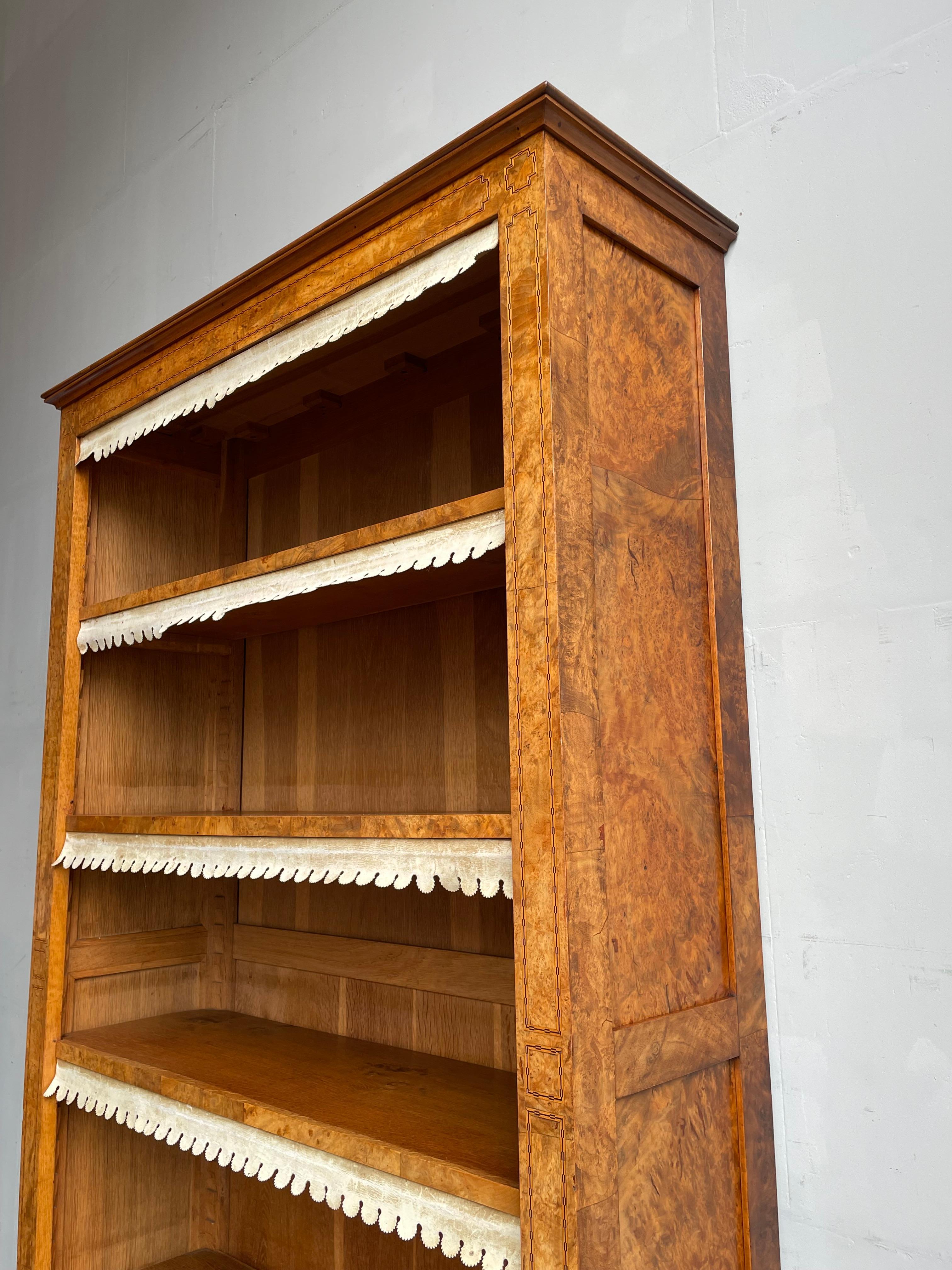 Antique & Timeless Open Bookcase of Oak & Burl Nutwood w. Inlaid Patterns 1890s For Sale 3