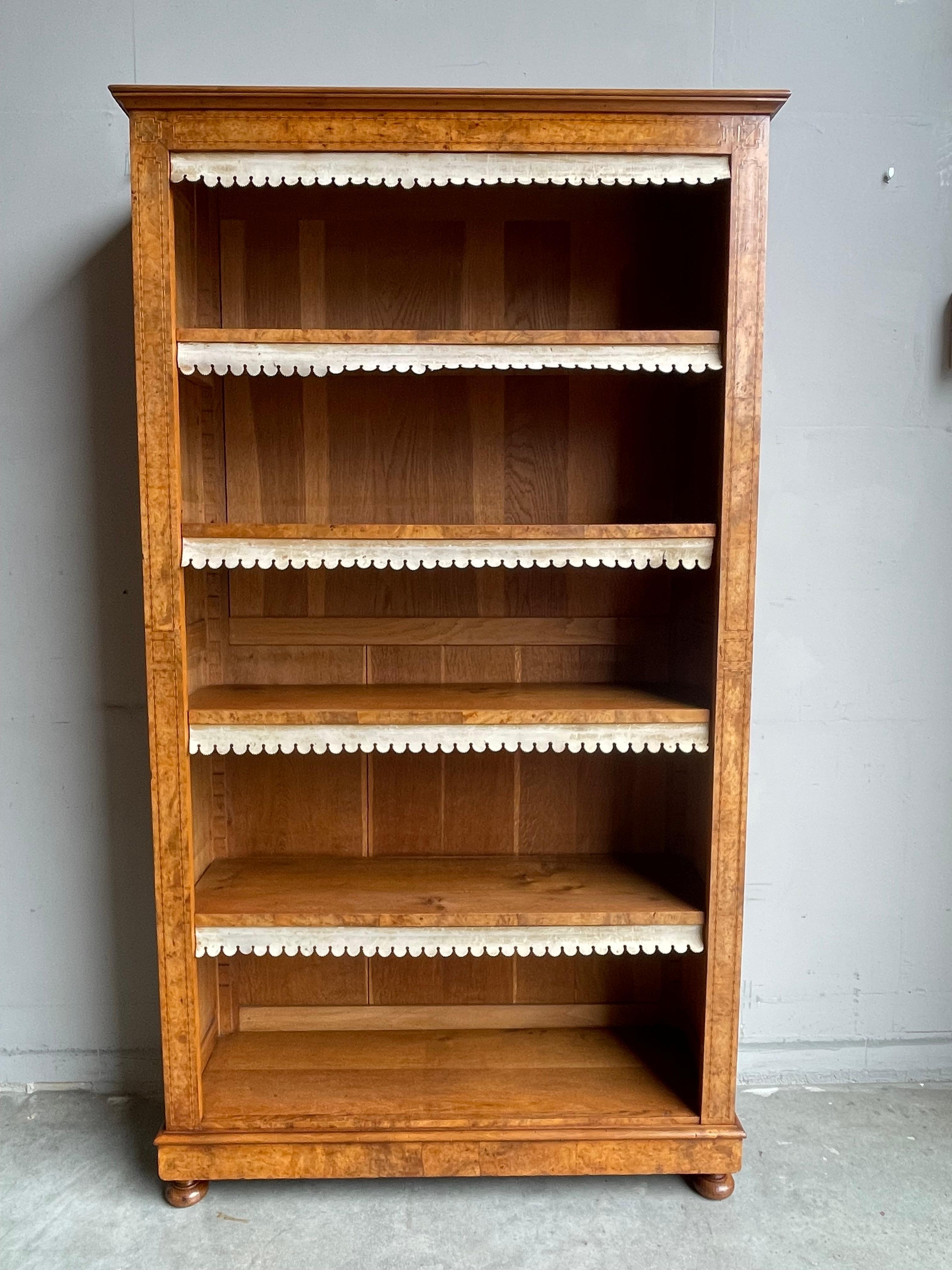 Victorian Antique & Timeless Open Bookcase of Oak & Burl Nutwood w. Inlaid Patterns 1890s For Sale