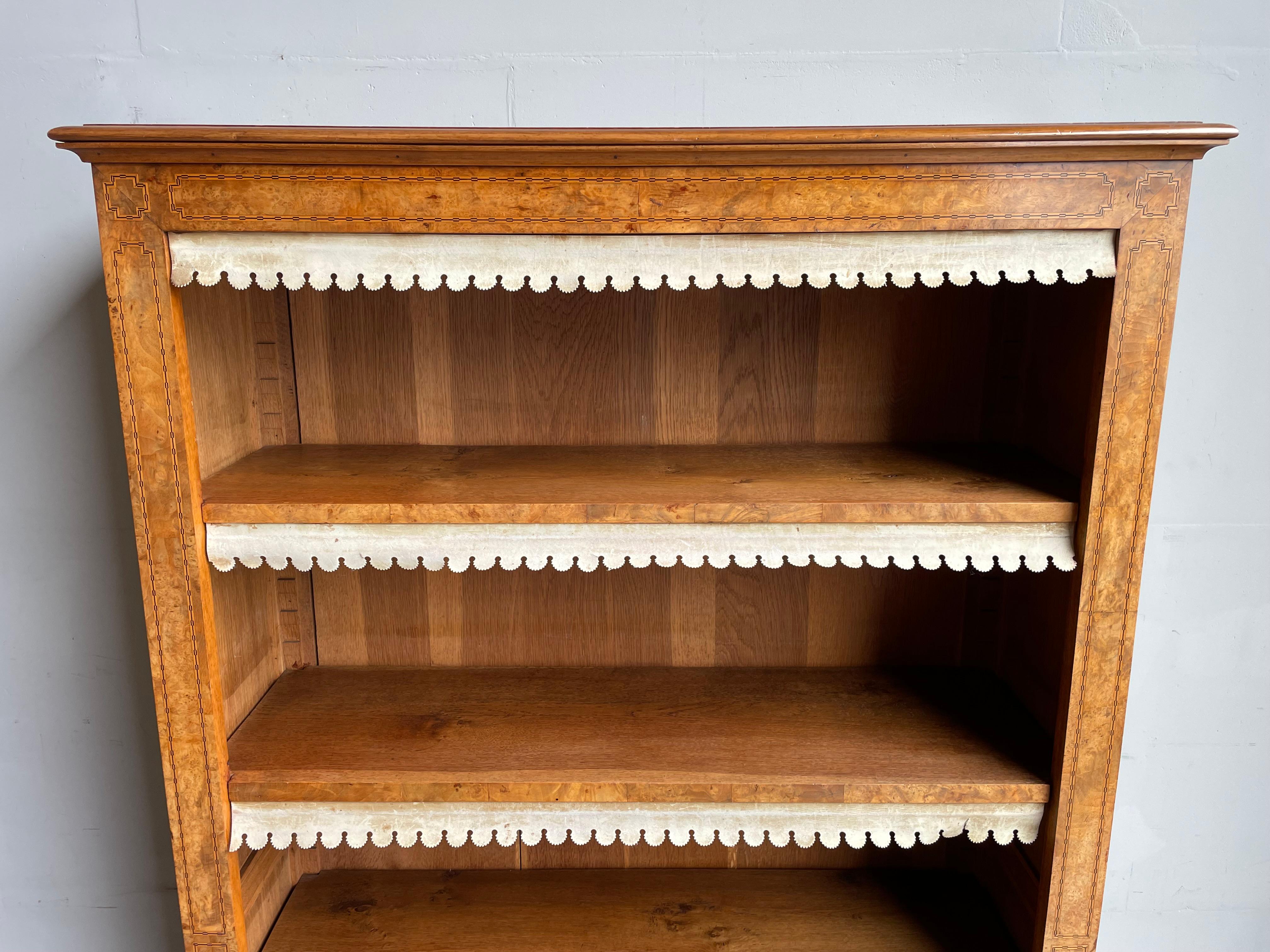 Antique & Timeless Open Bookcase of Oak & Burl Nutwood w. Inlaid Patterns 1890s In Good Condition For Sale In Lisse, NL