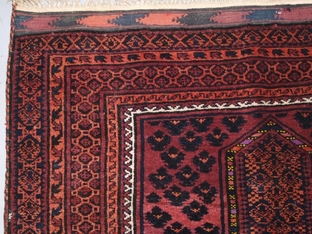 Afghan Ancien tapis de prière Timuri Baluch avec motif Dokhtar-E-Qazi, vers 1900/20 en vente