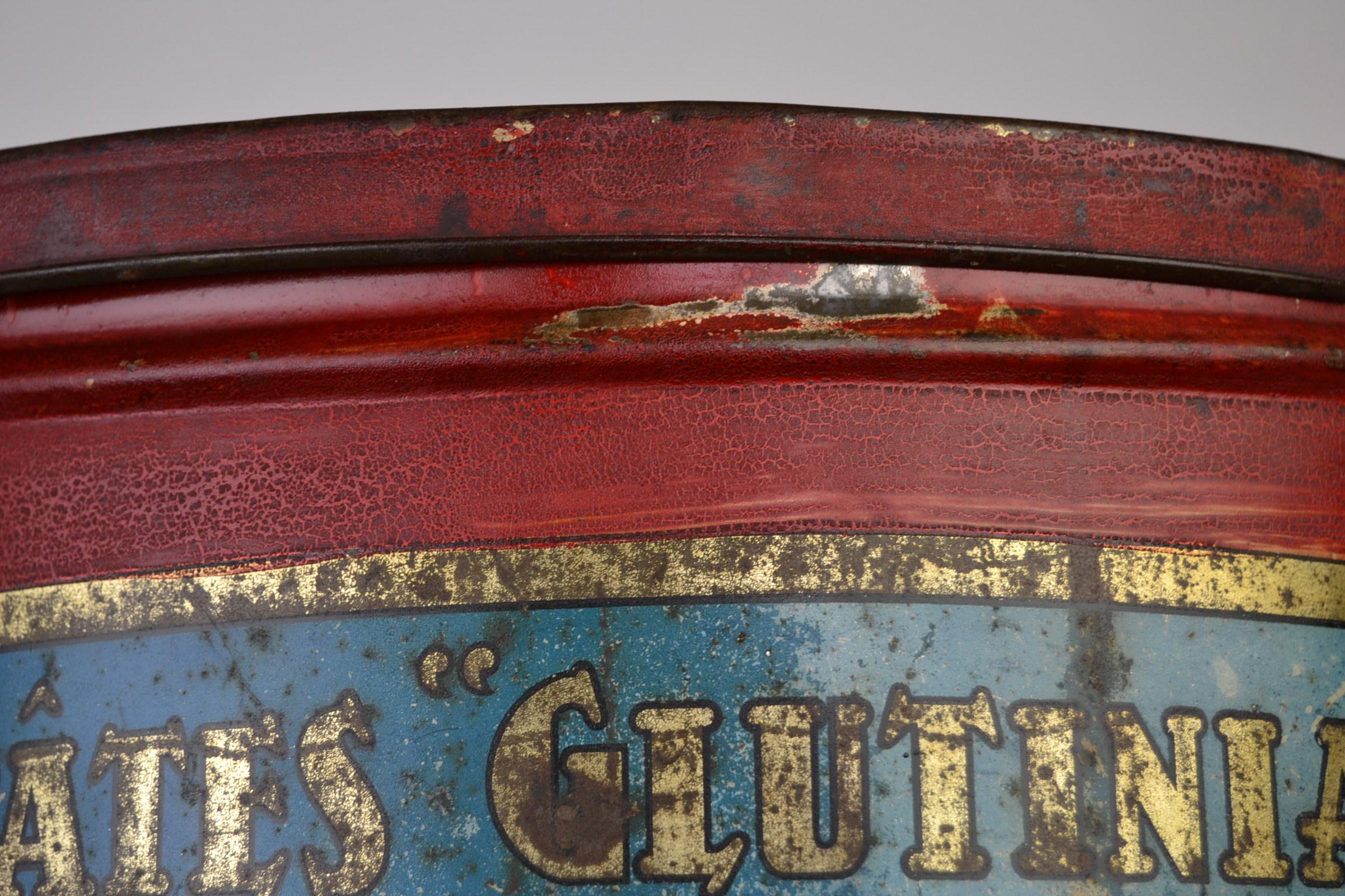 Antique Tin for Pasta Toselli, Italy, Belgium In Good Condition For Sale In Antwerp, BE
