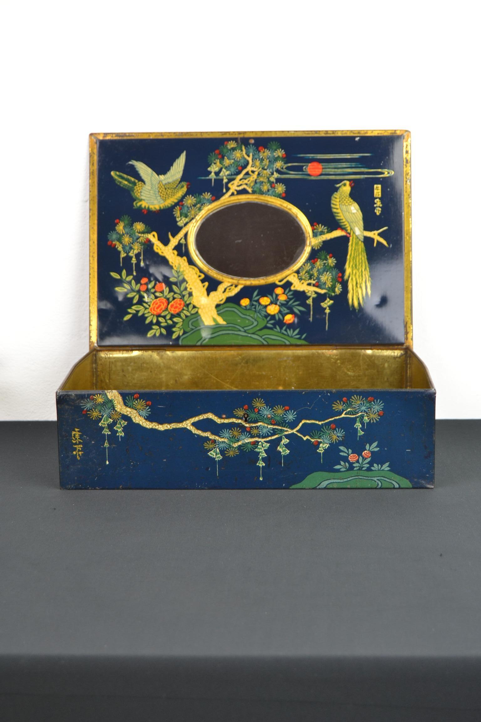 Antique Tin with Birds and Mirror Inside 8