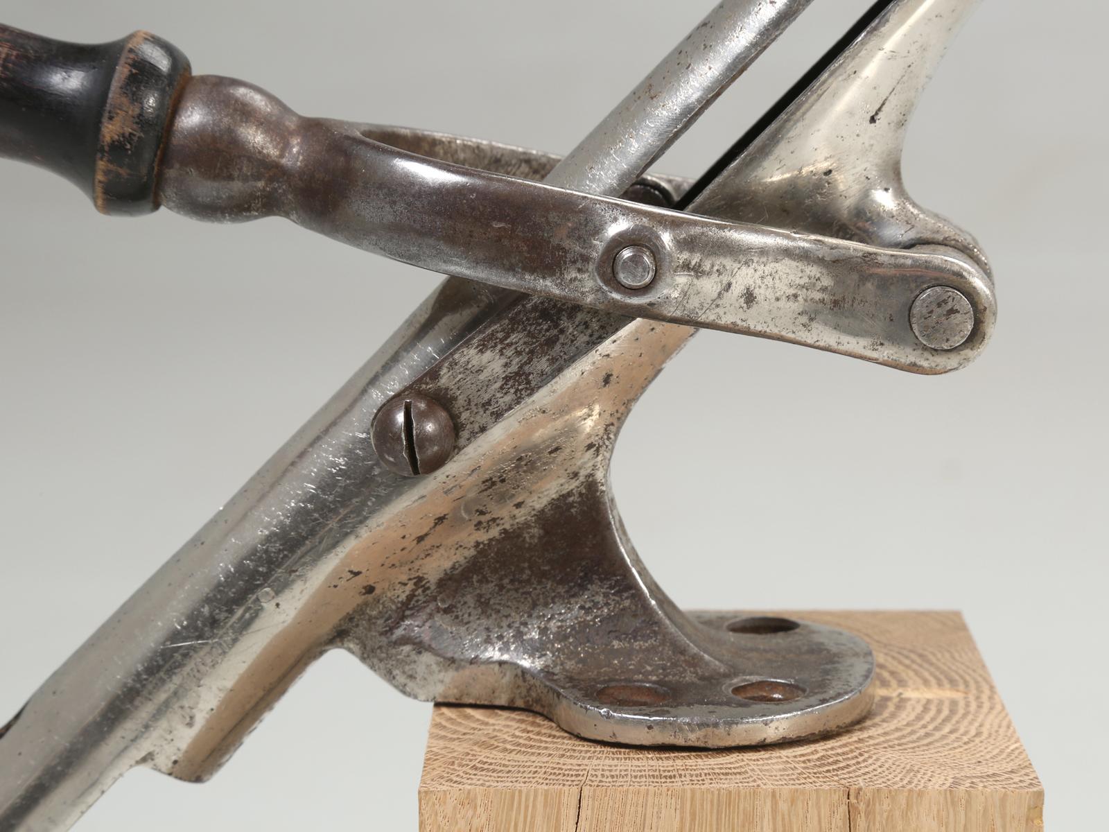 Titan Heavy-Duty Bar Mechanical Mounted Wine Corkscrew Remover, circa 1900 7