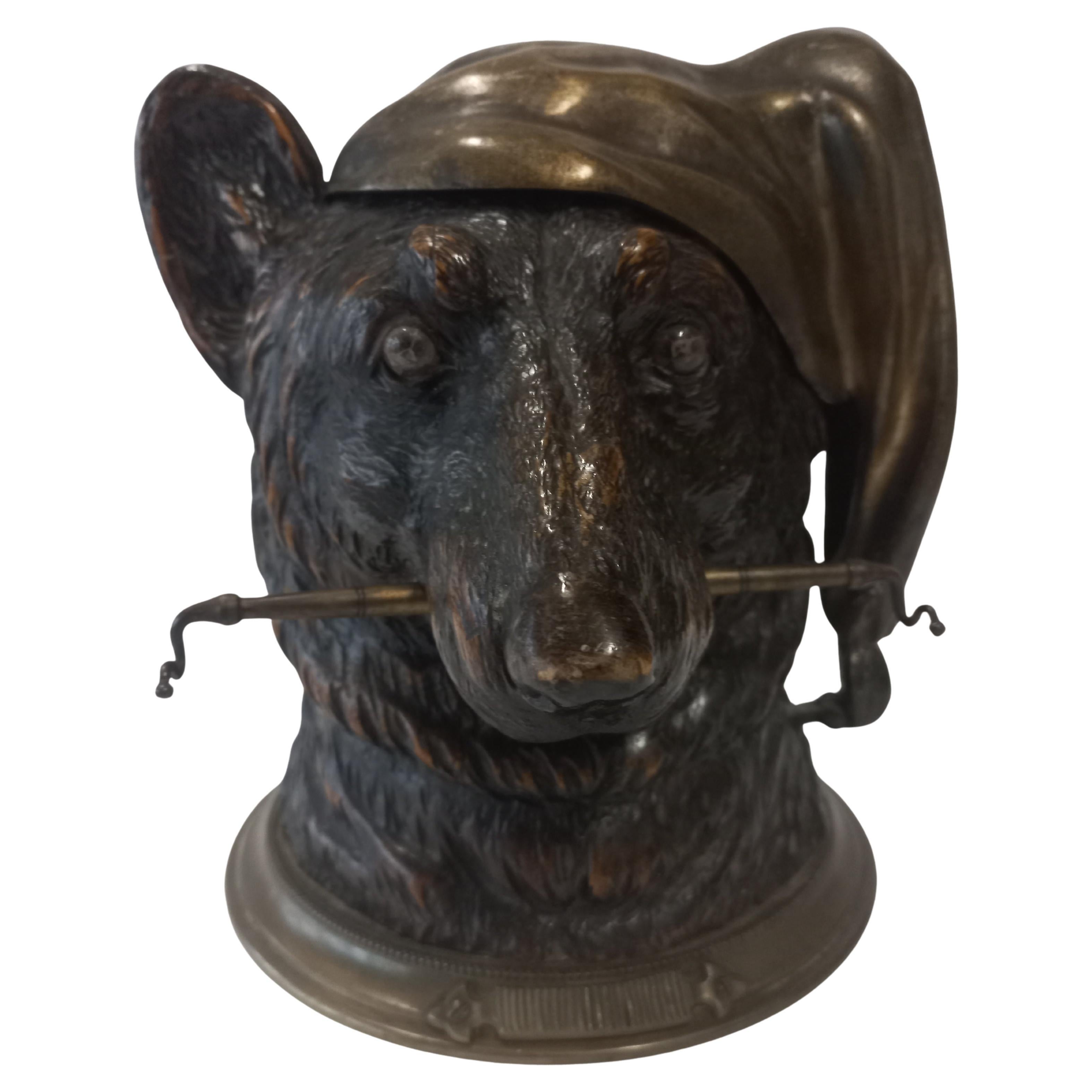 Antique rare tobacco box carved from wood with bronze mount
naturalistic dog head