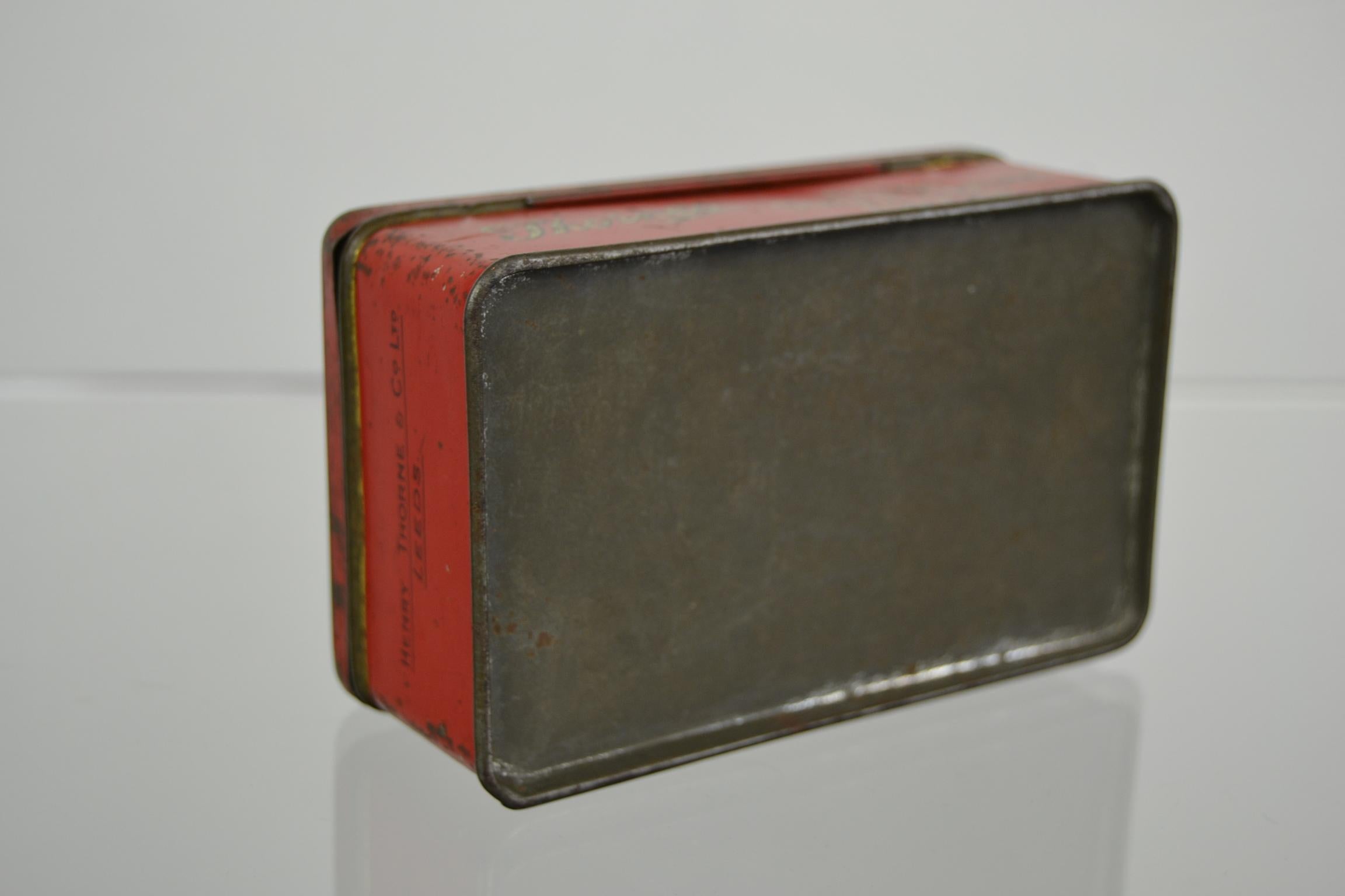 Antique Toffee Tin Henry Thorne and Co, England For Sale 8