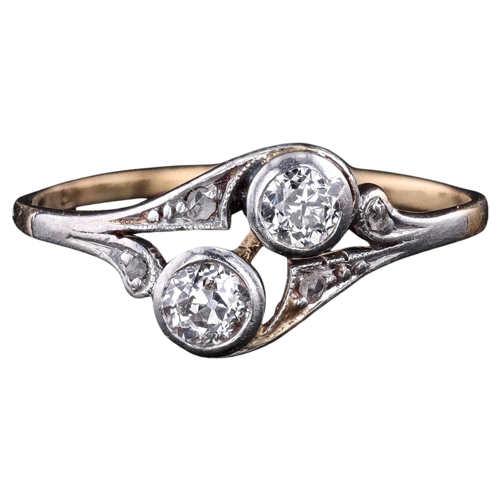 Anillo Antiguo de Diamantes Toi et Moi de Oro de 14k