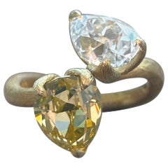 Anello antico Toi et Moi in oro 21k con due diamanti a forma di pera, certificato GIA
