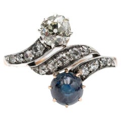 Antiker toi et moi-Ring mit Diamanten und Saphiren im Cabochon-Schliff, frühes 20. Jahrhundert