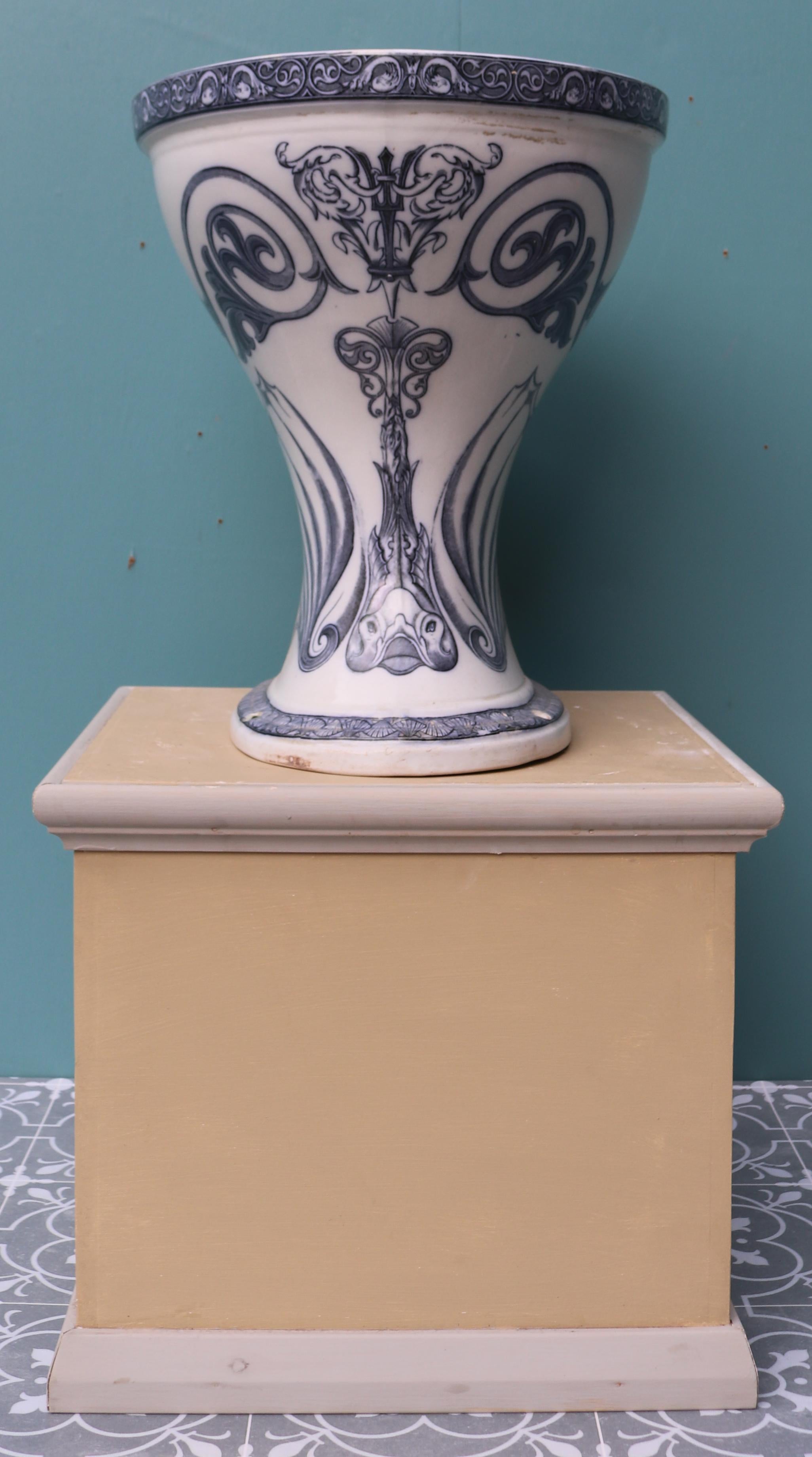 Porcelain Antique Toilet or WC Pan 'The Cedric'