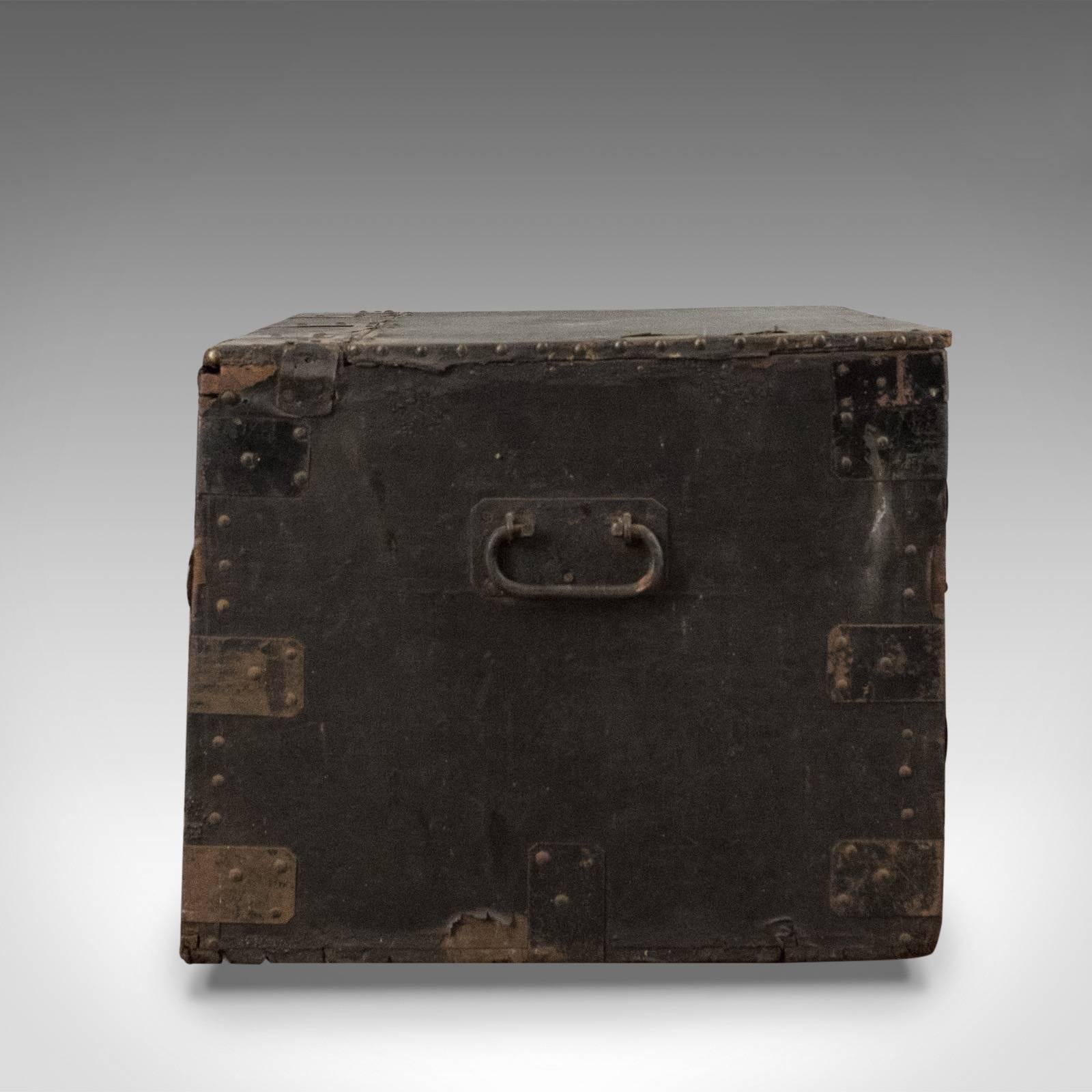 Antique Tool Chest English Victorian Metal Bound, Mahogany, Trunk, circa 1900 In Distressed Condition In Hele, Devon, GB