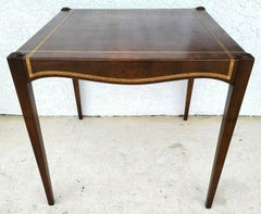 Mesa de juego antigua de cuero labrado de Barnard & Simonds