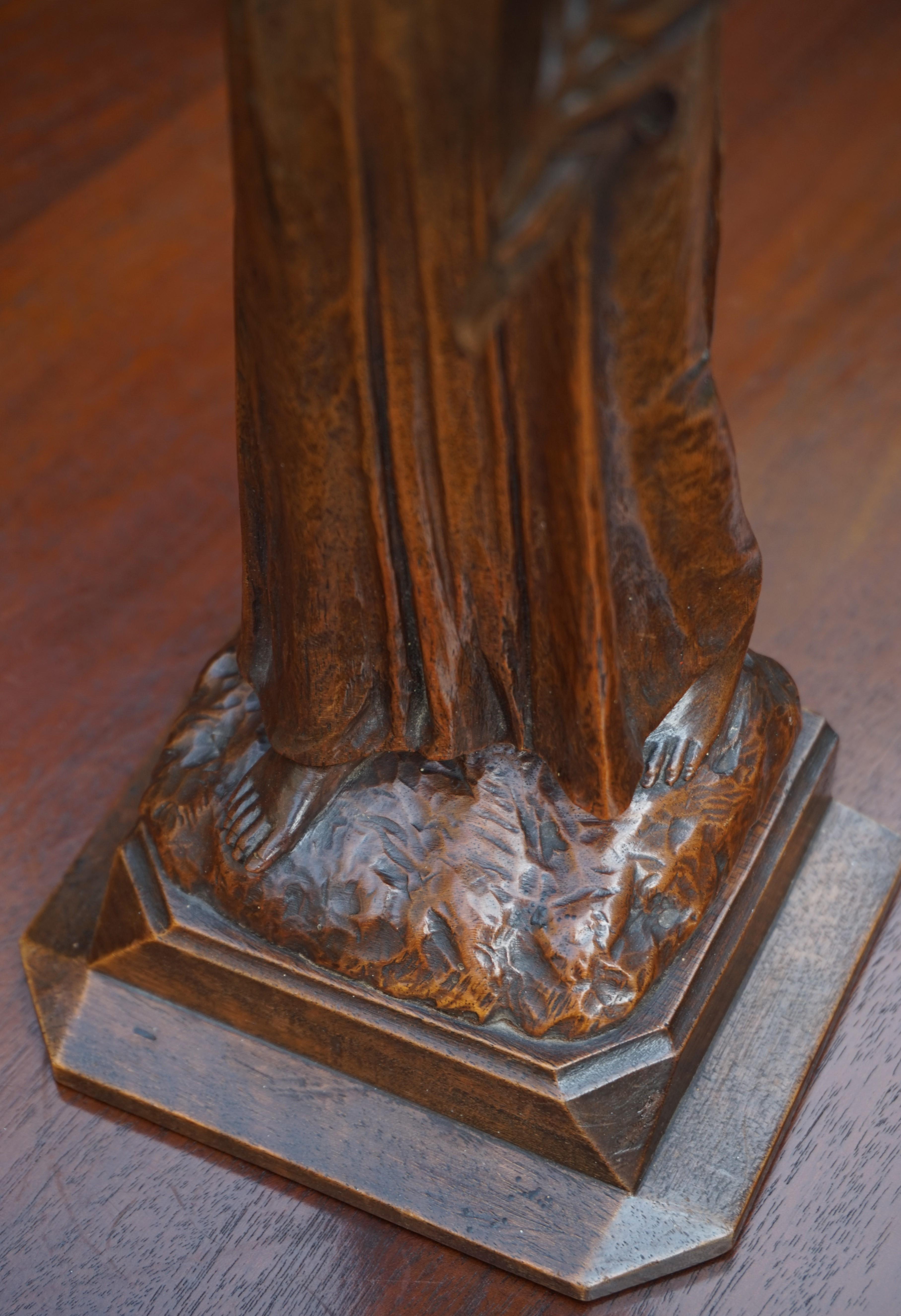 Antike Qualität geschnitzt Massivnussholz Christus mit Palmenblatt Skulptur / Statuette im Angebot 4