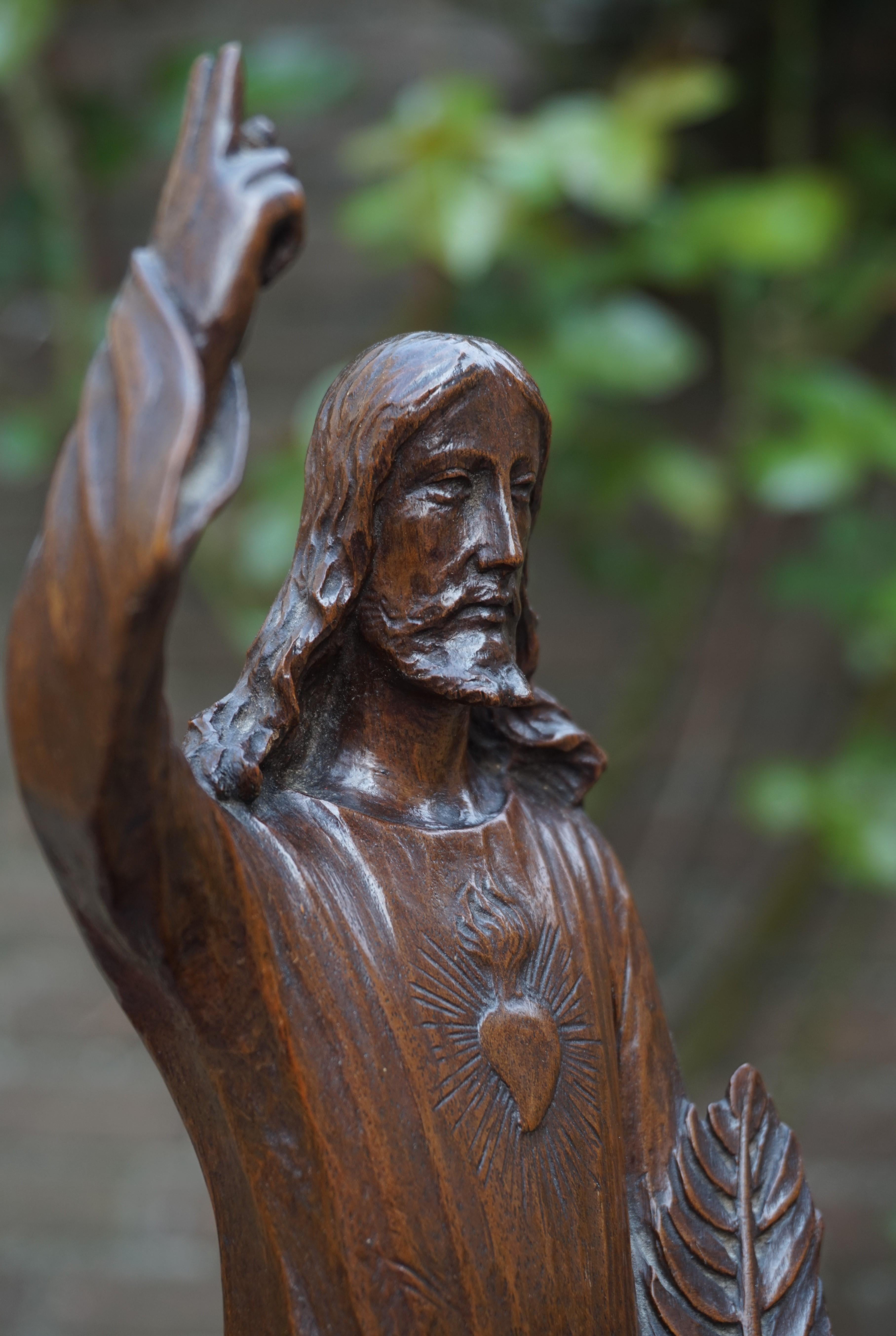 Arts and Crafts Antique Quality Carved Solid Nutwood Christ with Palm Leaf Sculpture / Statuette For Sale