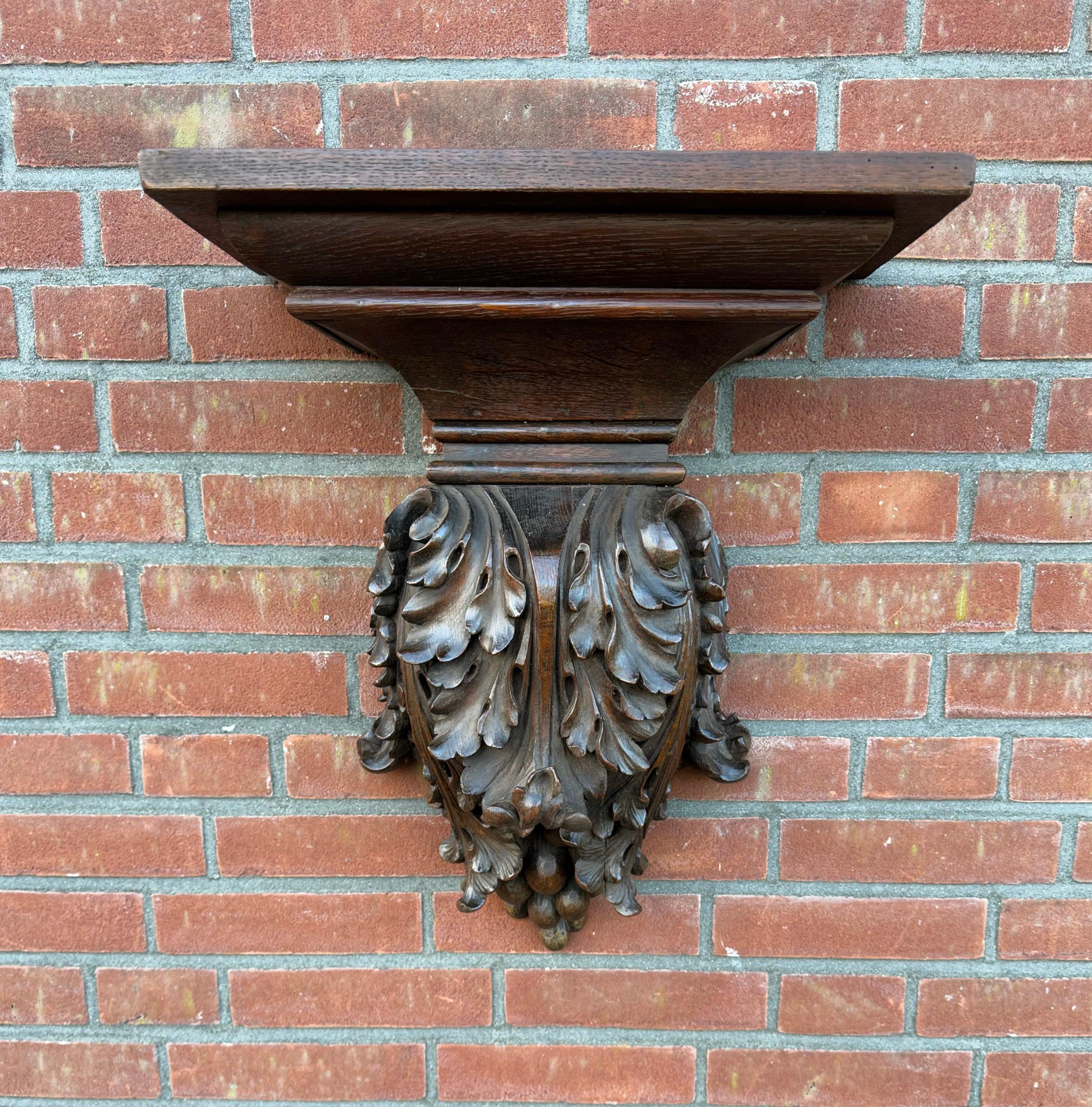 19th Century Antique & Top Quality Hand Carved Solid Oak Acanthus Leafs Wall Bracket or Shelf For Sale