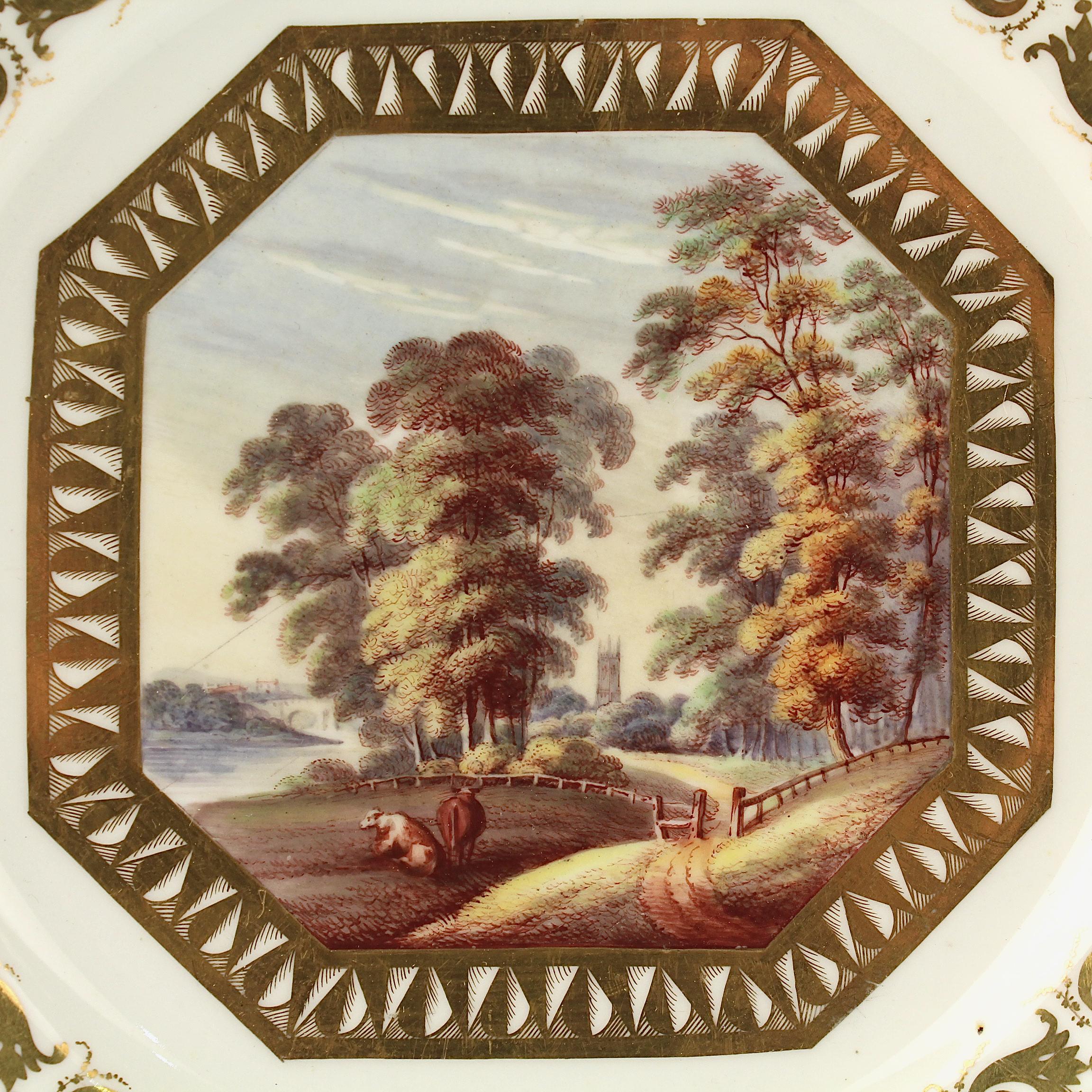 XIXe siècle Ancienne assiette en porcelaine anglaise topographique du Derby intitulée « Près du Derby » en vente