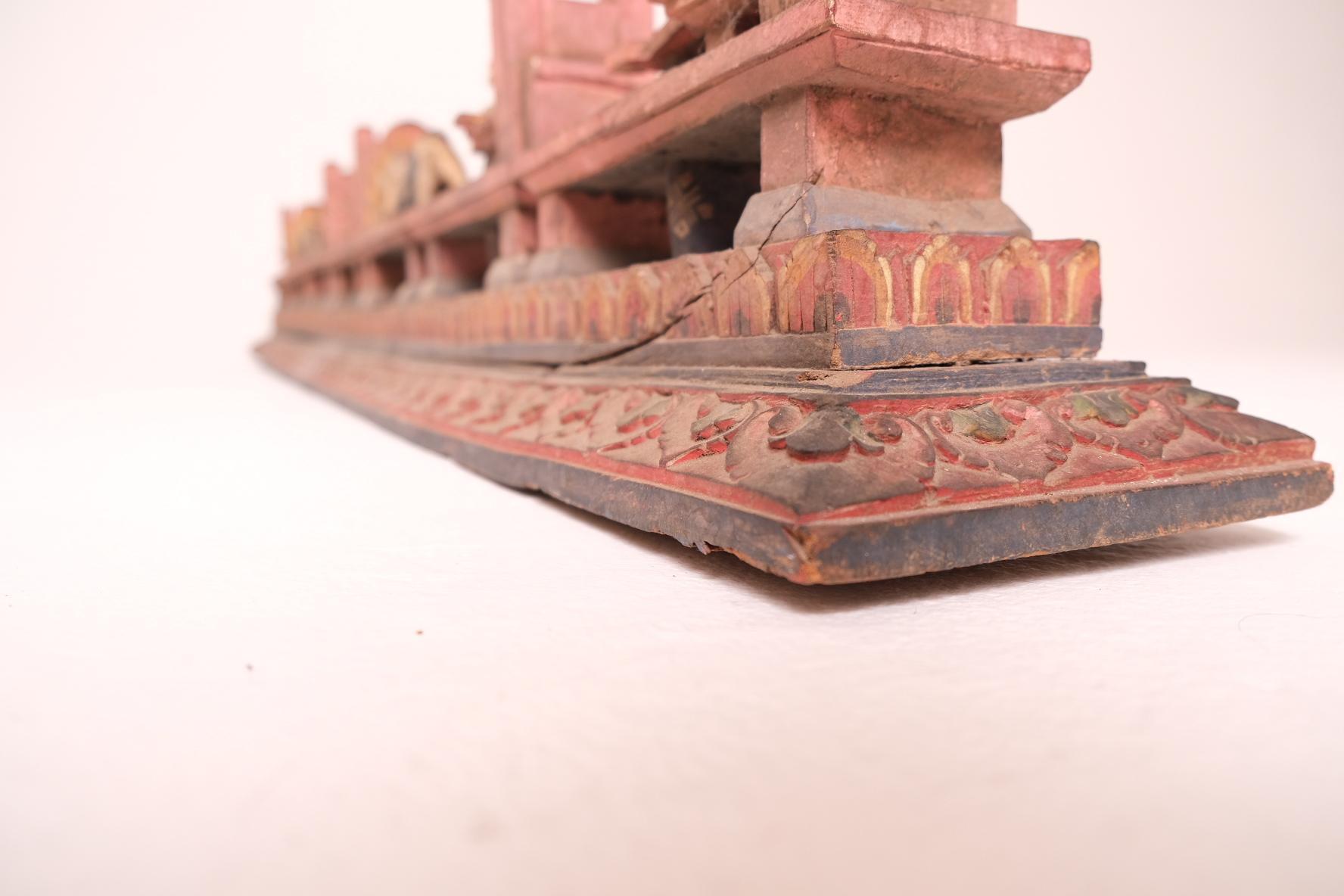 Antique Toraja Soul Boat Sculpture with Eight Carved Figures, Indonesia For Sale 4
