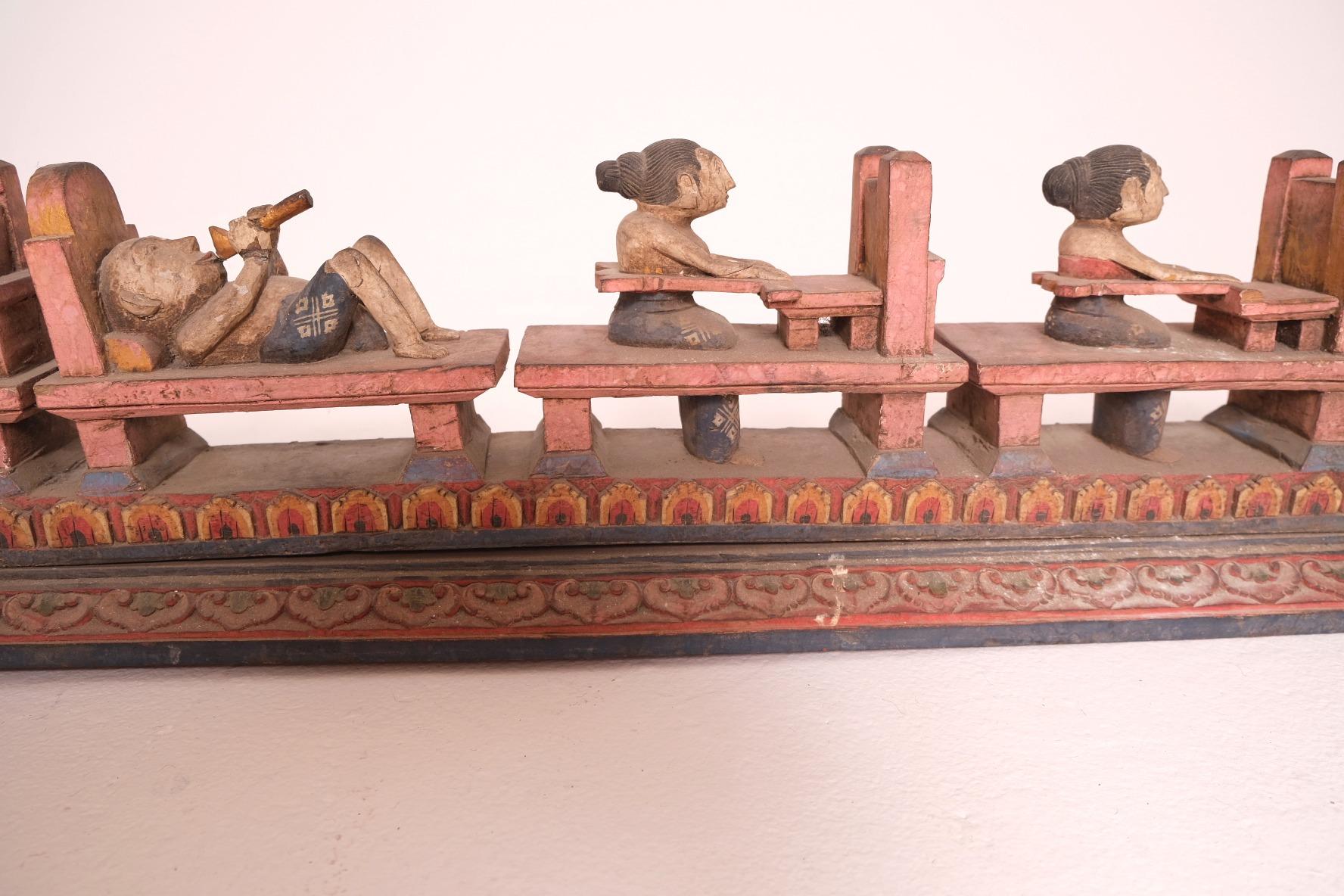 Antique Toraja Soul Boat Sculpture with Eight Carved Figures, Indonesia In Good Condition For Sale In Los Angeles, CA
