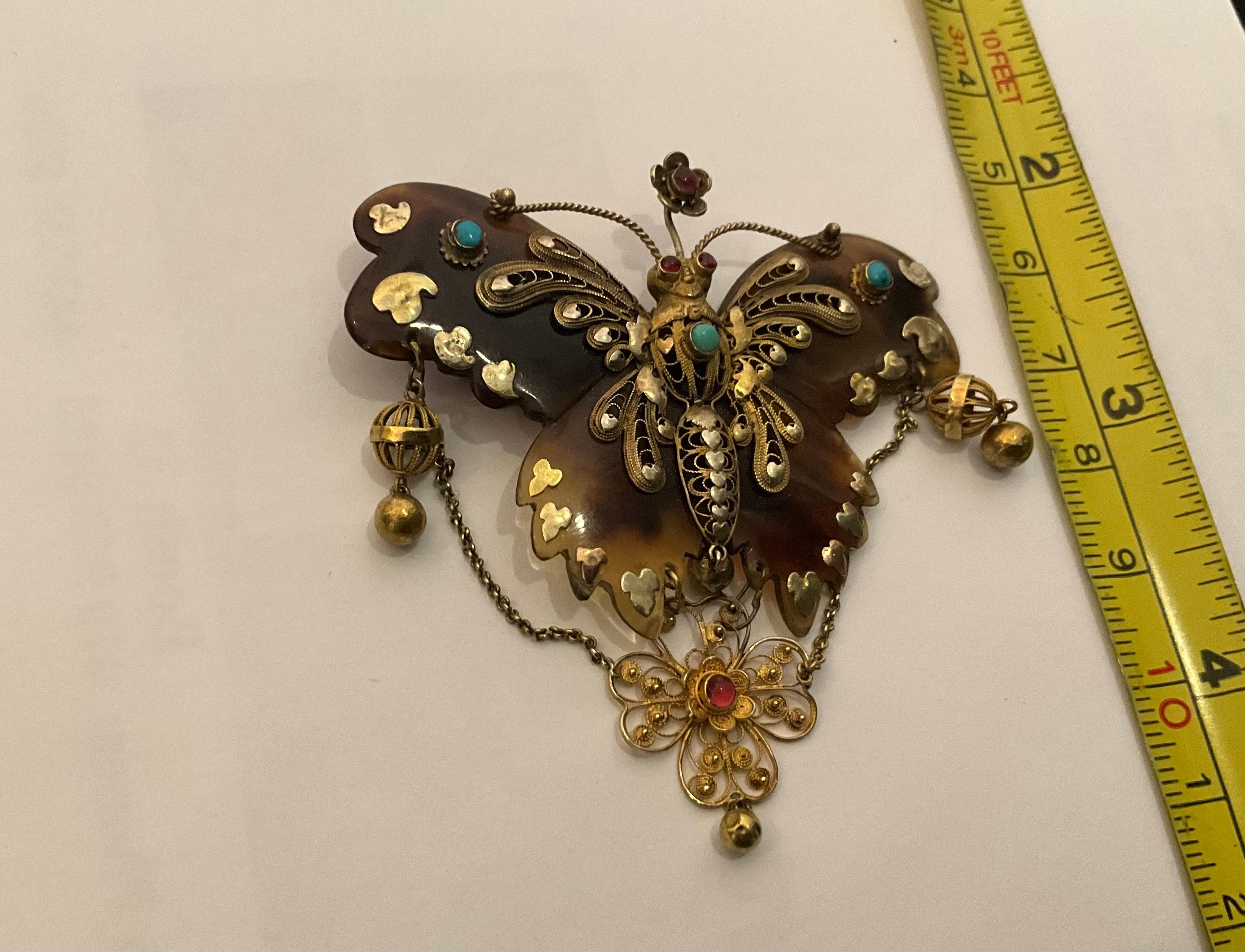 Antike Schmetterlingsbrosche aus Schildpatt und Gold im Zustand „Hervorragend“ im Angebot in Baltimore, MD