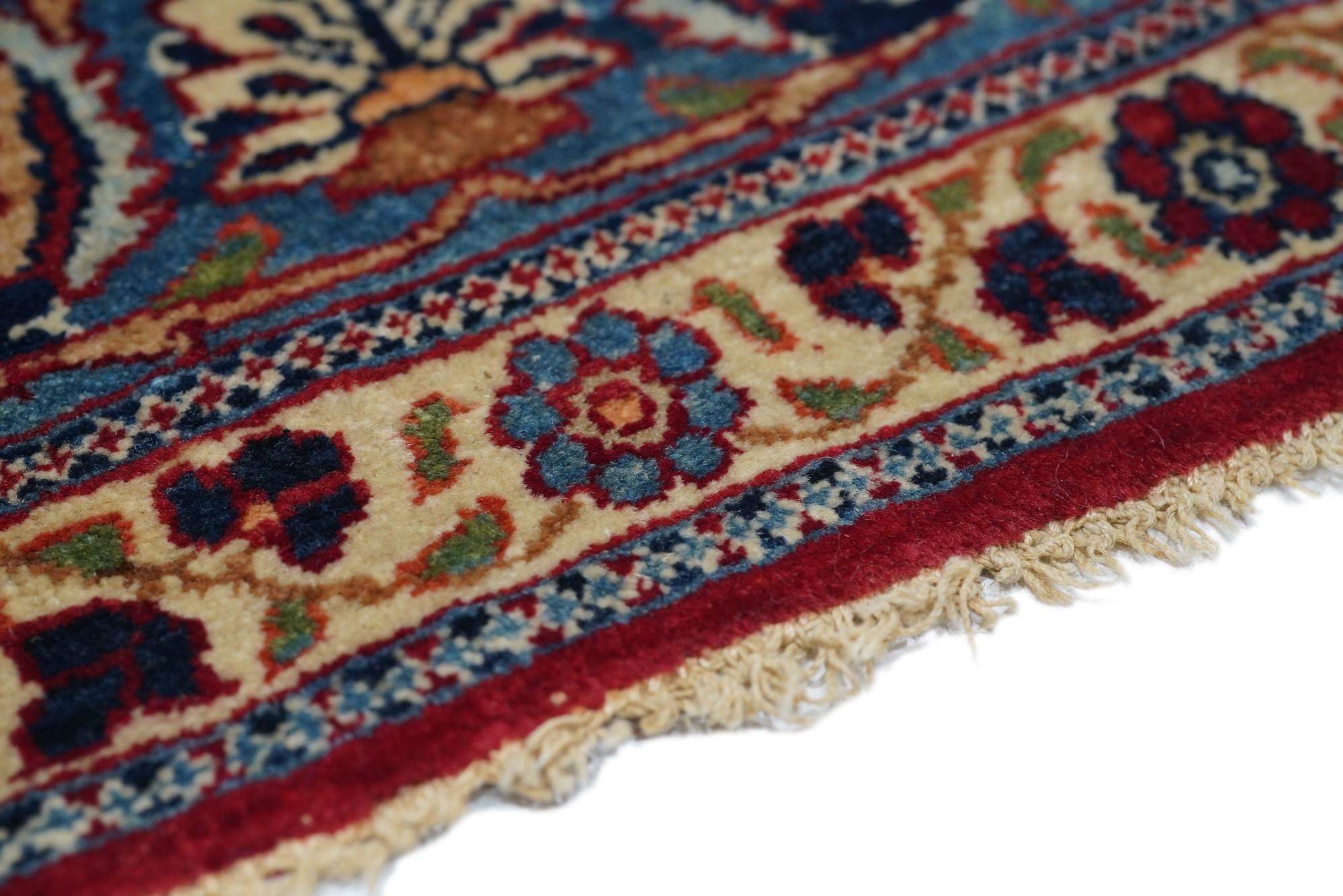 Antique Toudeshk Nain Rug 3'6'' x 5'2'' In Excellent Condition For Sale In New York, NY