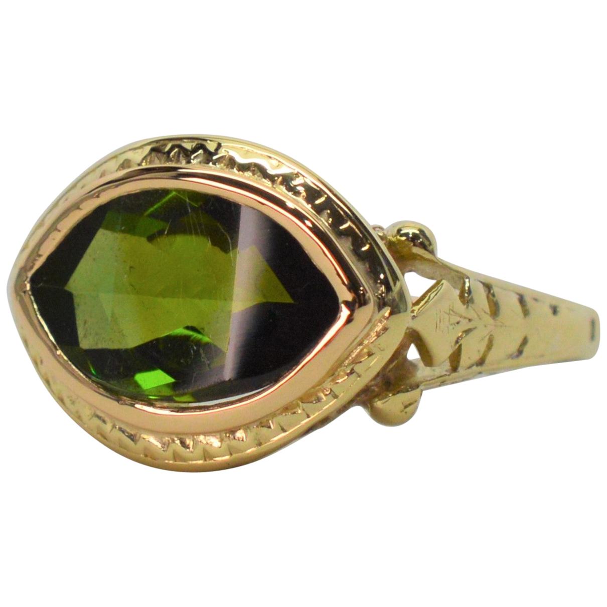 Antique Tourmaline Gemstone Yellow Gold Ring For Sale