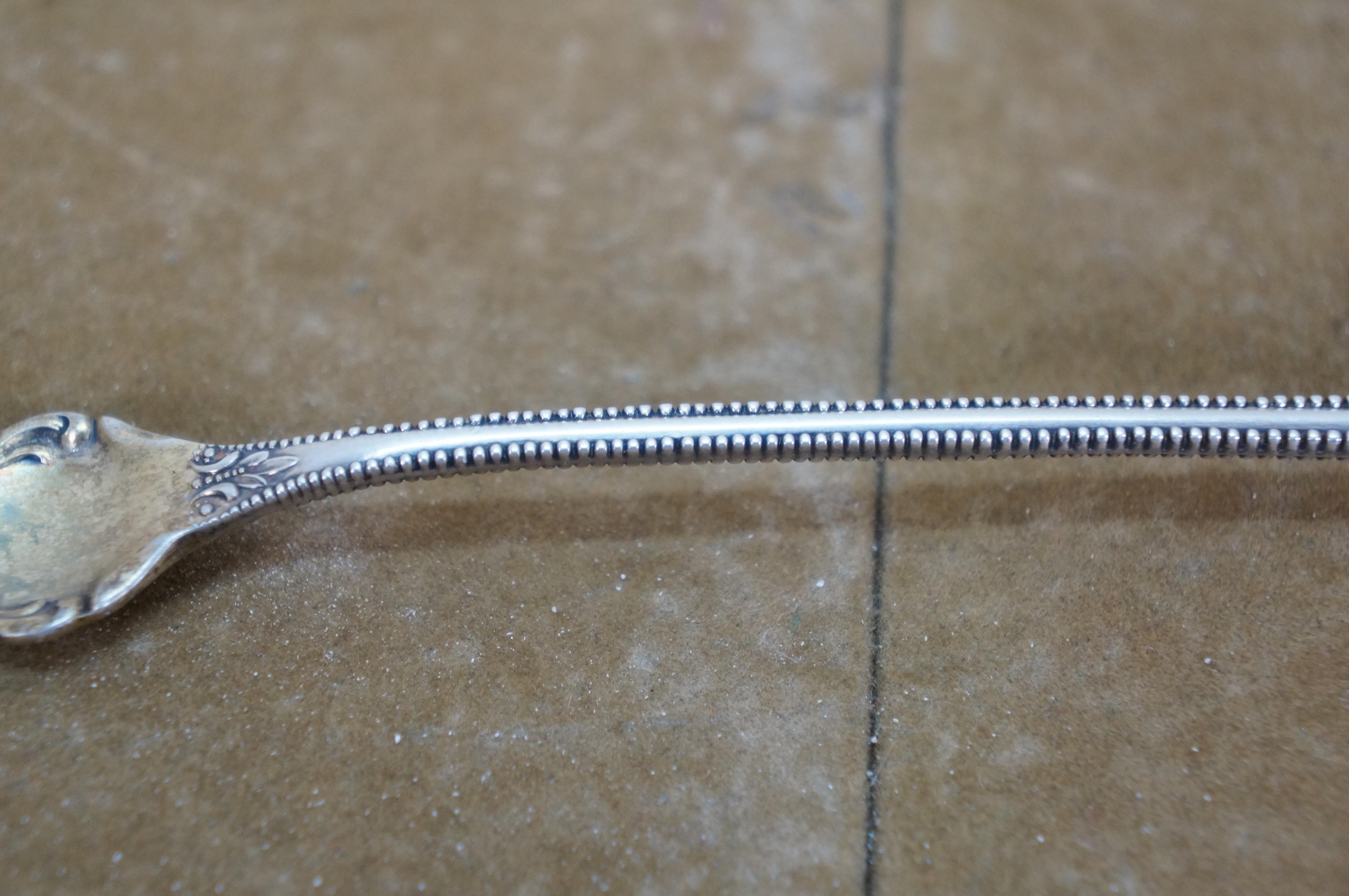 Antique Towle Sterling Silver Long Canterbury Olive Pickle Serving Fork 25g 9