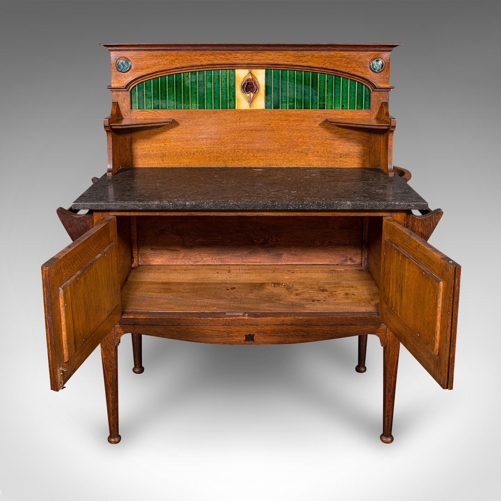 Britannico Lavabo antico Townhouse, Inglese, Arts & Crafts, Mobile da bagno, Vittoriano in vendita