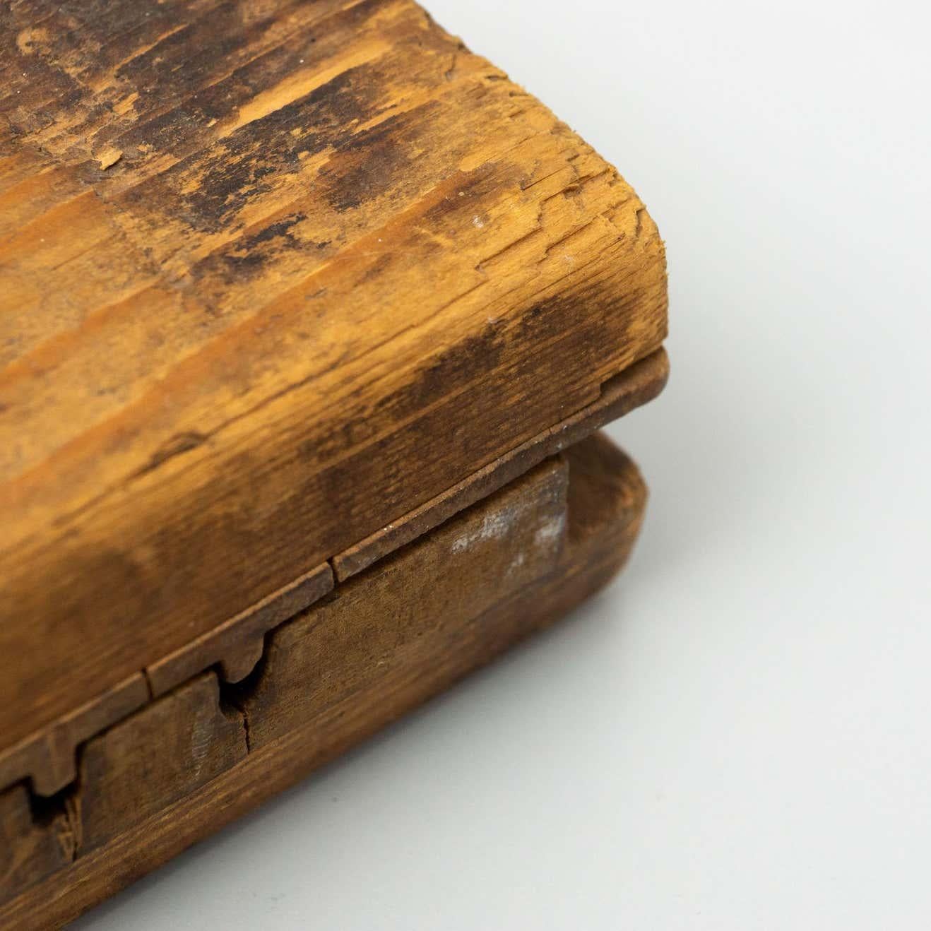 Antique Traditional Cigar Holder, circa 1950 8