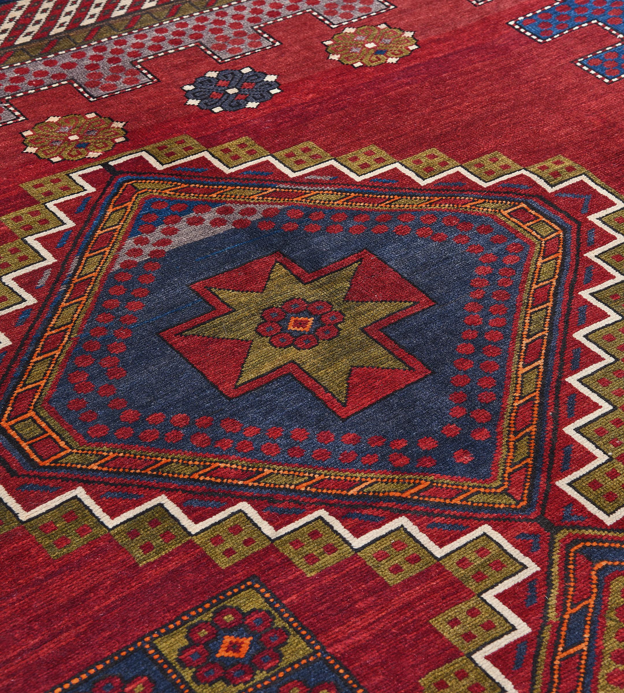 Caucasien Tapis Shirvan traditionnel du Caucase noué à la main en vente