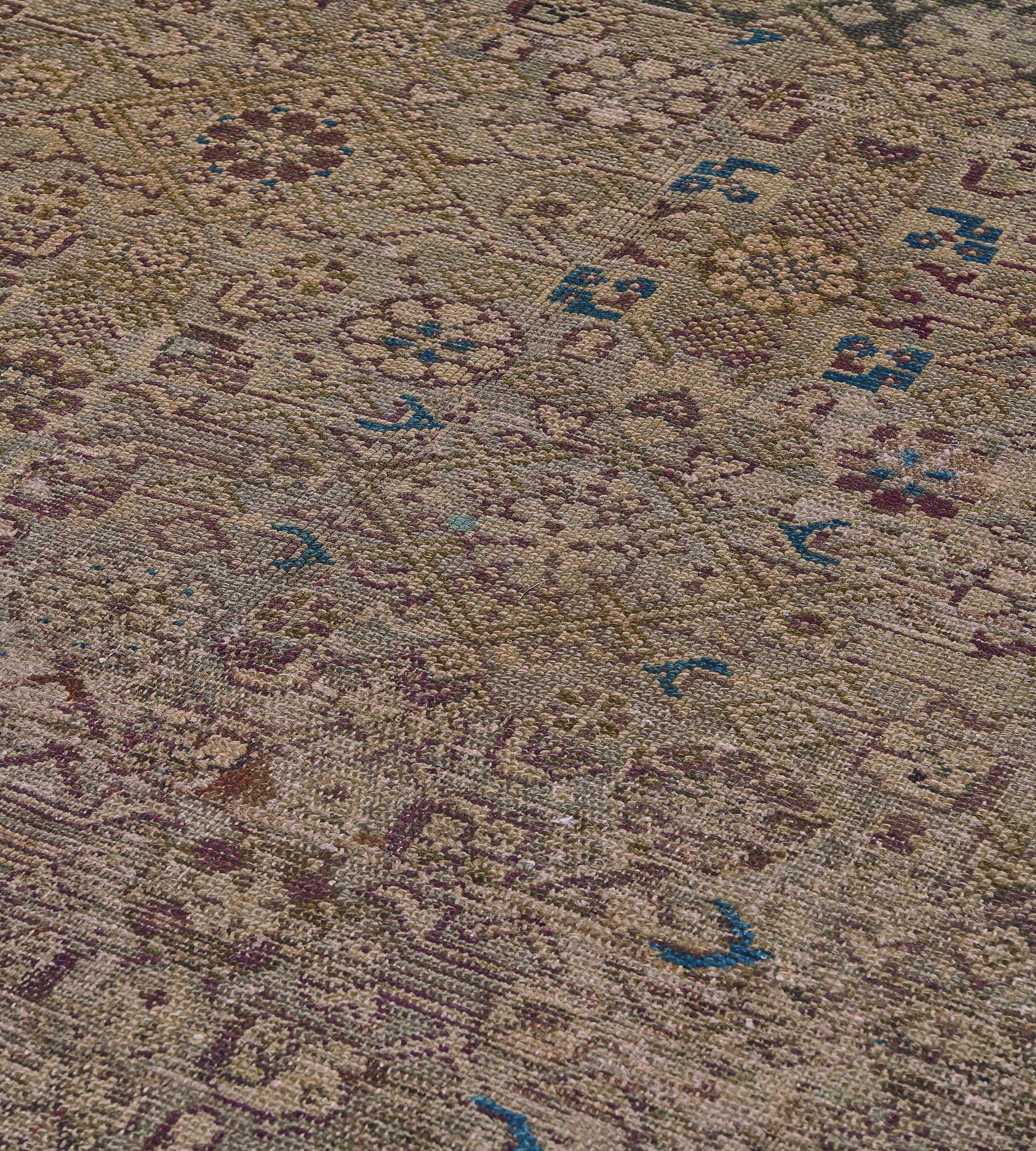 Antiker traditioneller handgewebter Herati-Persischer Fereghan-Teppich aus Persien im Angebot 1