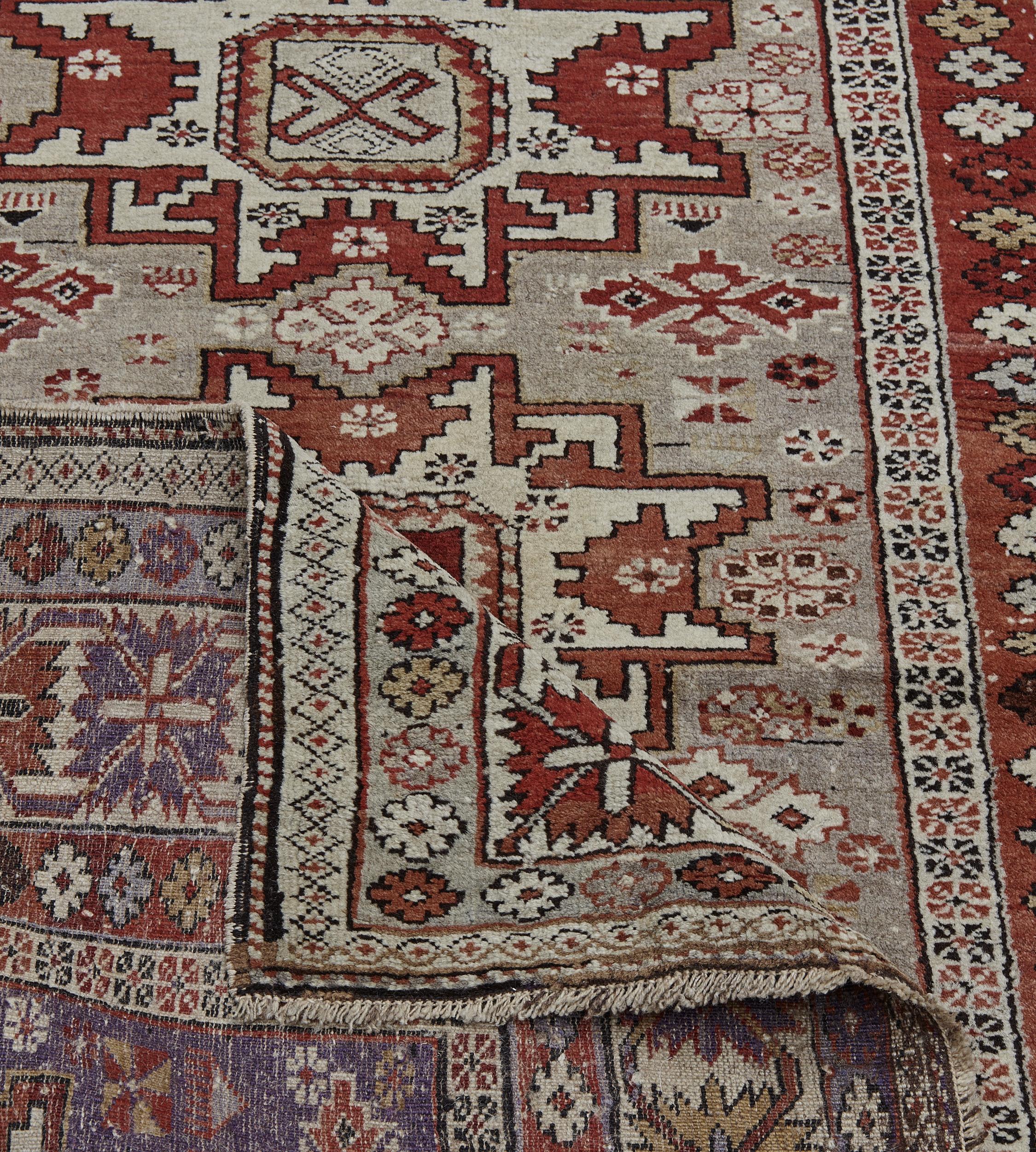 Antique Traditional Handwoven Caucasian Shirvan Wool Rug In Good Condition For Sale In West Hollywood, CA
