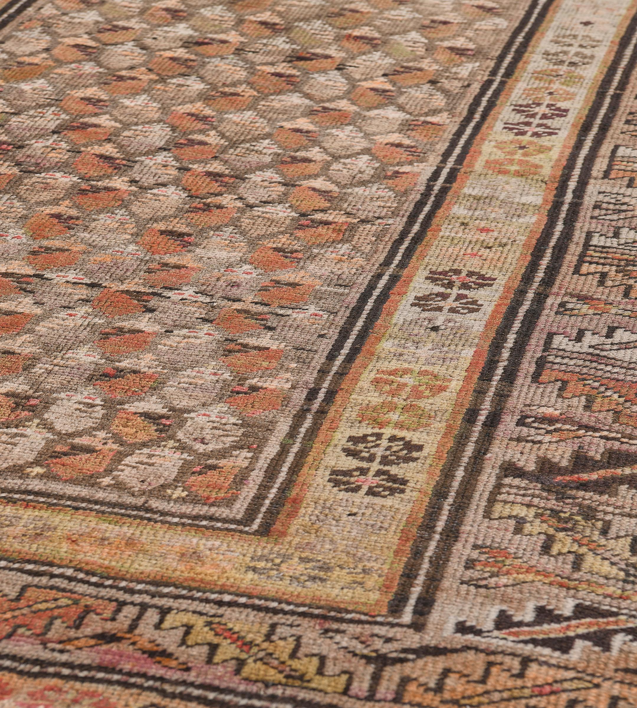 Antique Traditional Handwoven Karabagh Rug In Good Condition For Sale In West Hollywood, CA