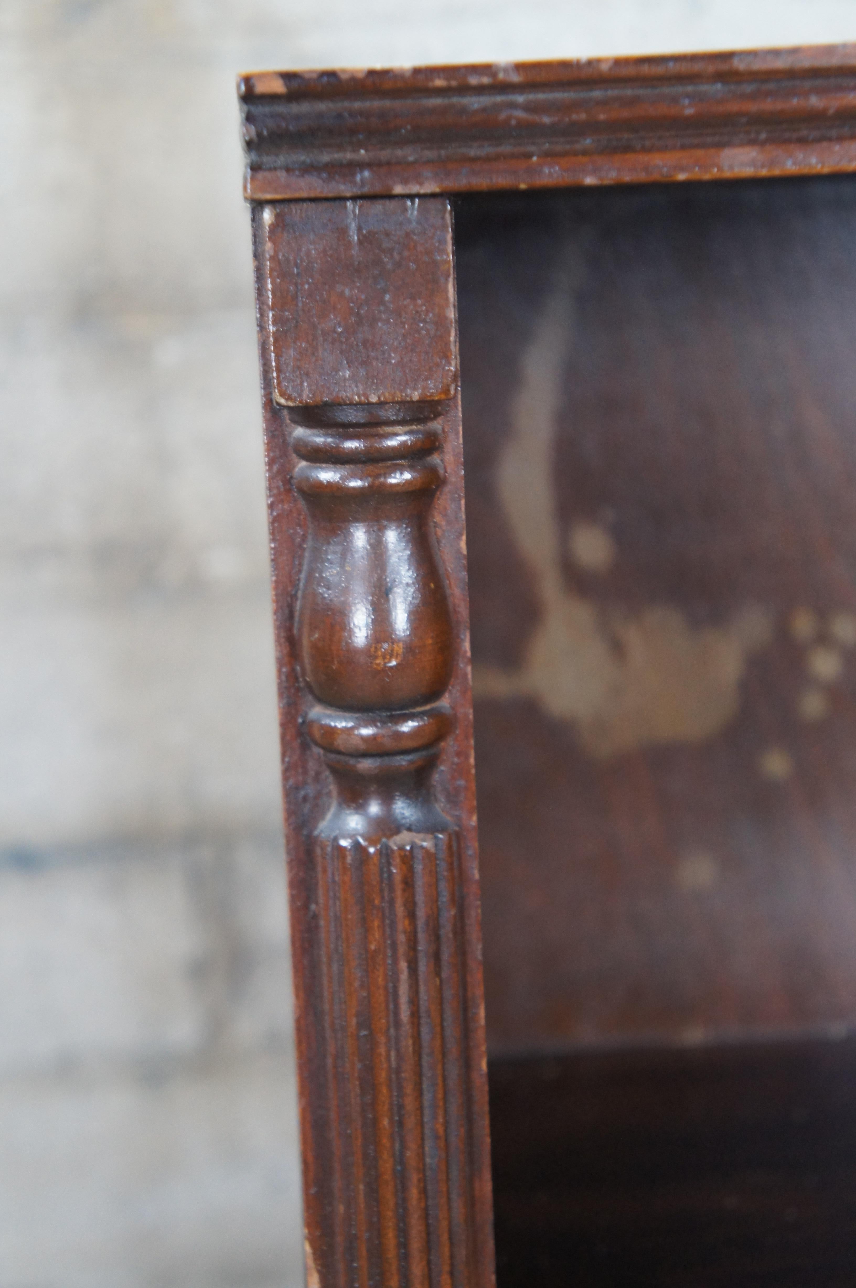 Antique Traditional Mahogany Petite Lawyer Library Bookcase Bookshelf 36