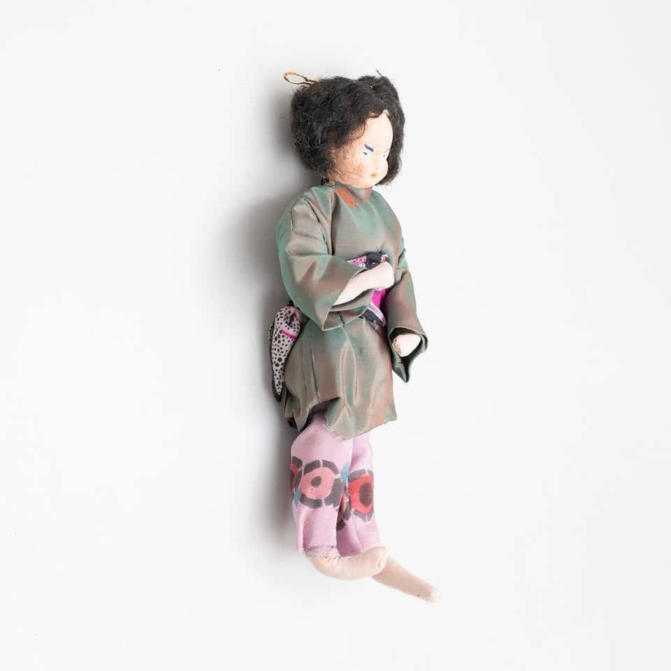 Muñeca de trapo tradicional antigua, circa 1920 en venta 4