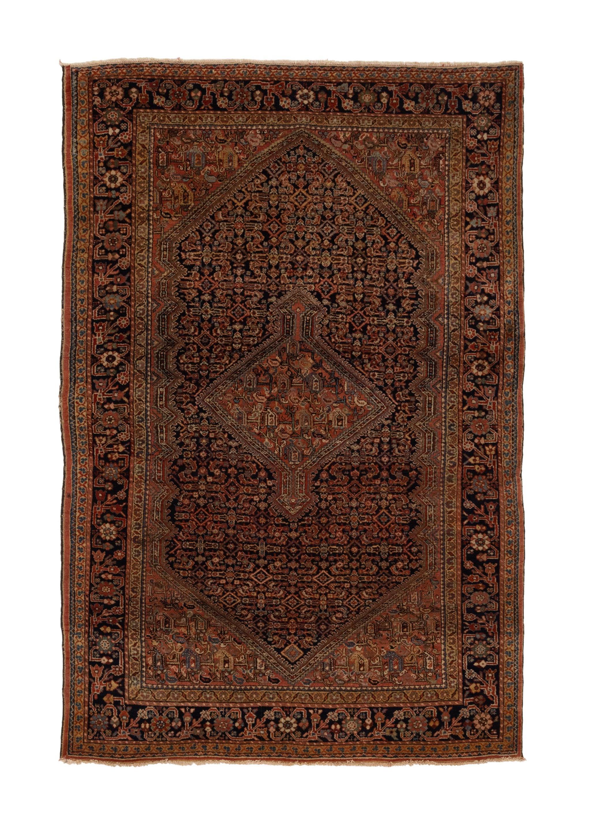 Antique Traditional Rug Medallion Center In Good Condition For Sale In Los Angeles, CA