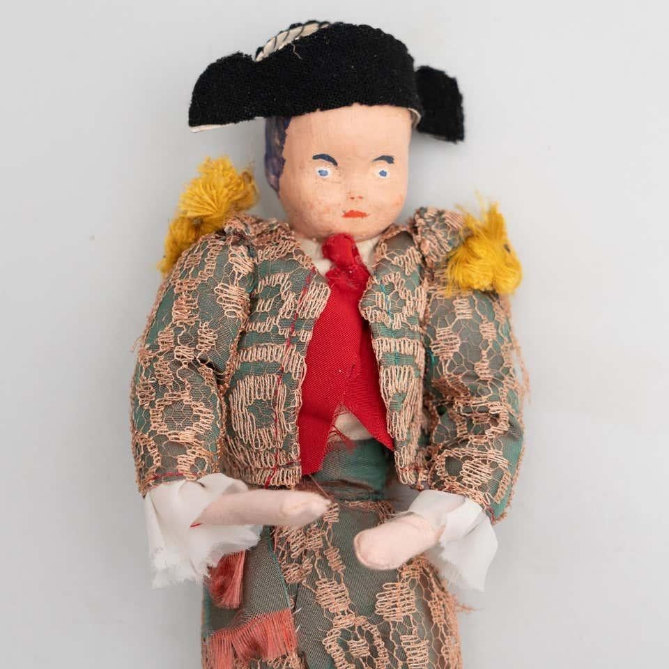 Poupée espagnole traditionnelle de combattant de taureaux Torero, circa 1920 en vente 3
