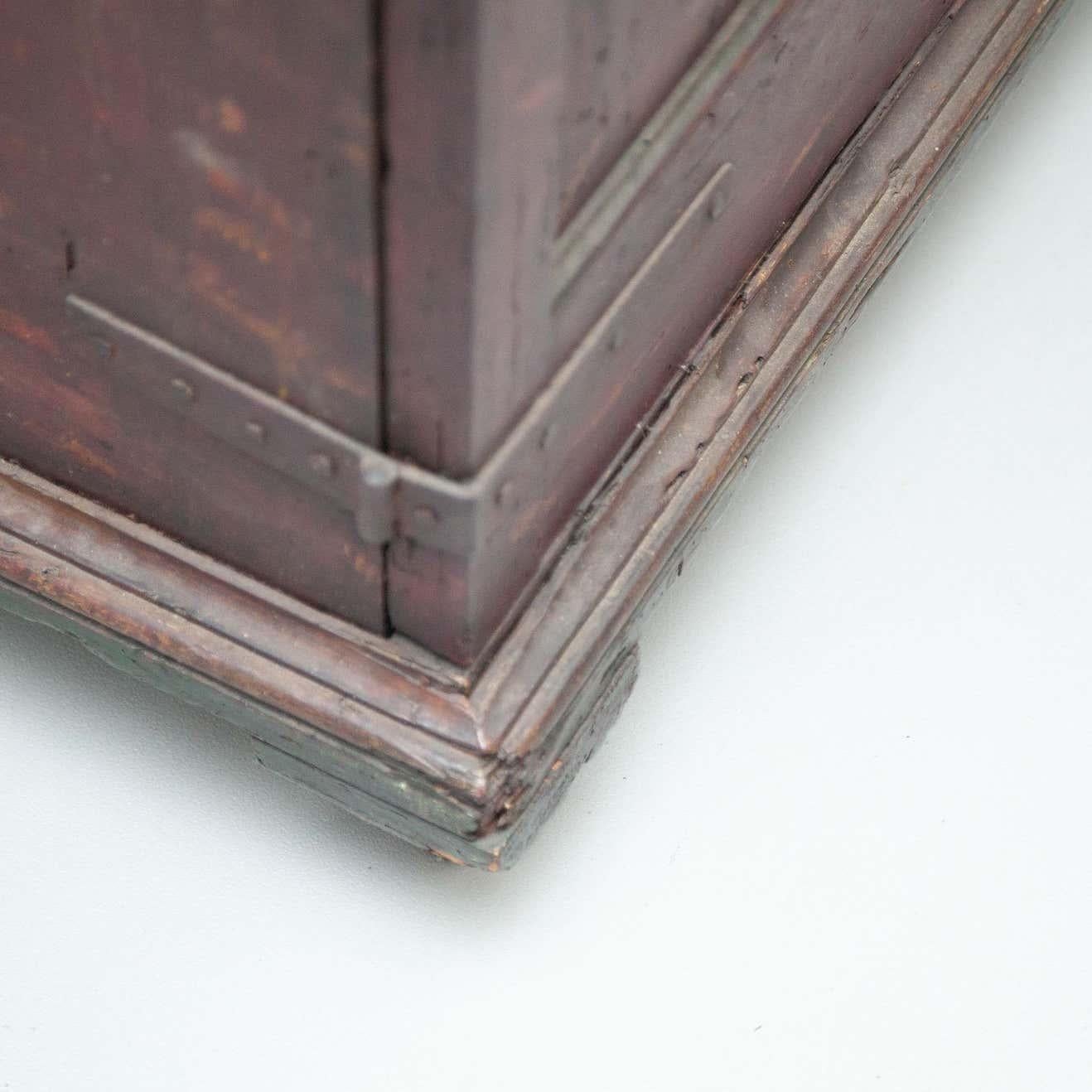 Antique Traditional Spanish Polychrome Wardrobe, circa 1930 For Sale 13