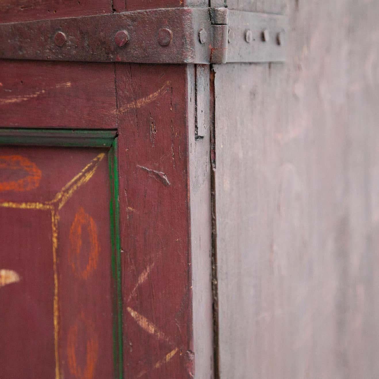 Antique Traditional Spanish Polychrome Wardrobe, circa 1930 For Sale 1