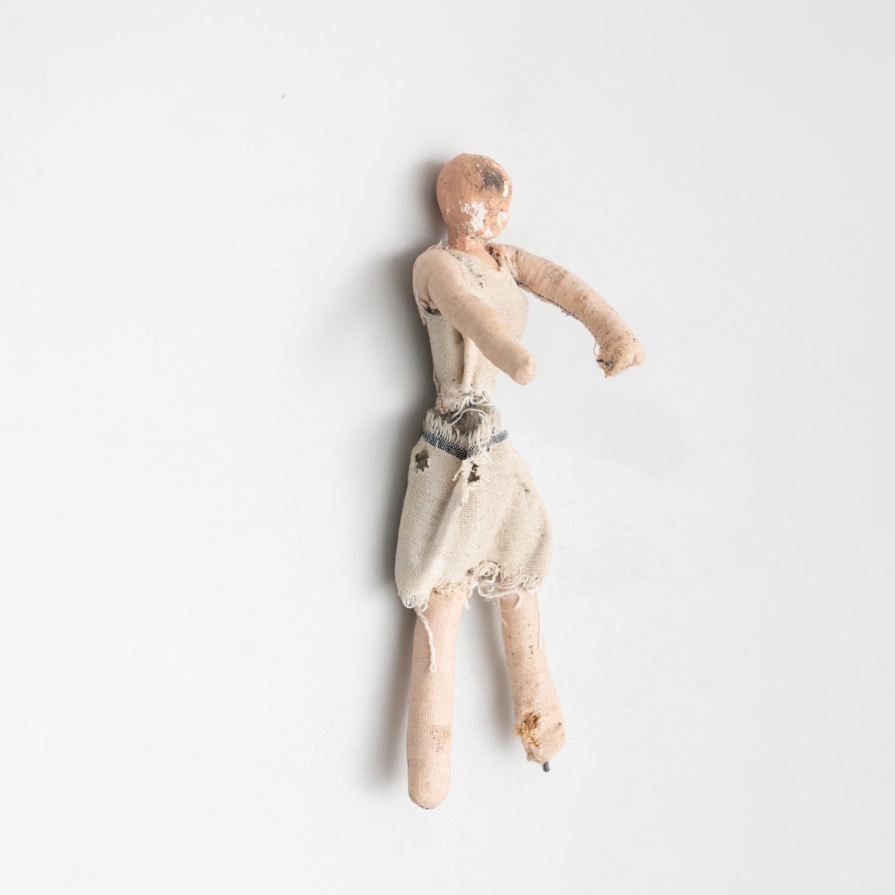 Antike, traditionelle spanische Rag Doll, um 1920 im Angebot 4