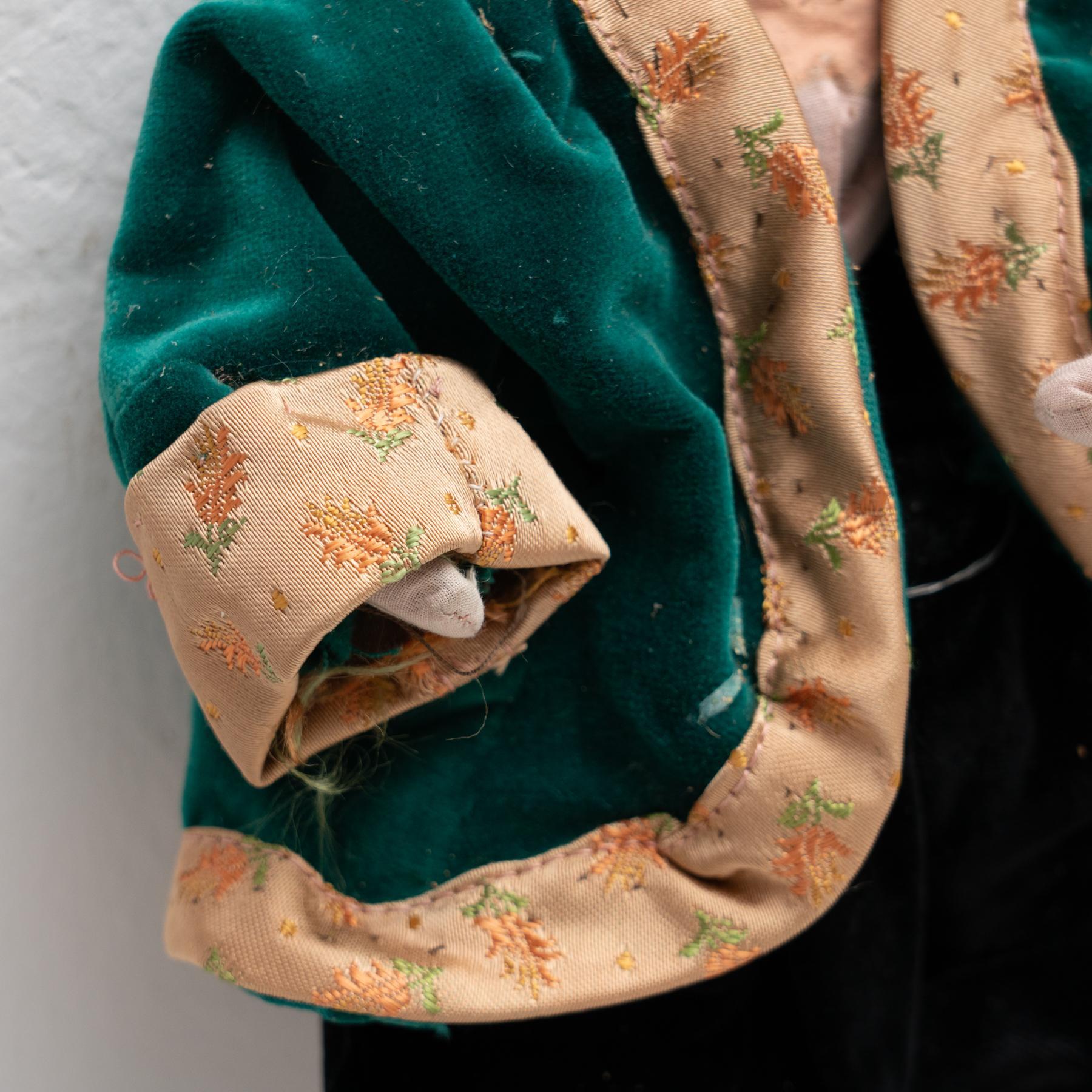 Début du 20ème siècle Ancienne poupée de chiffon traditionnelle espagnole, vers 1920 en vente
