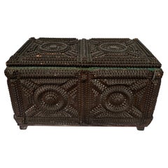 Caja de Recuerdos de Arte Trampero Antiguo