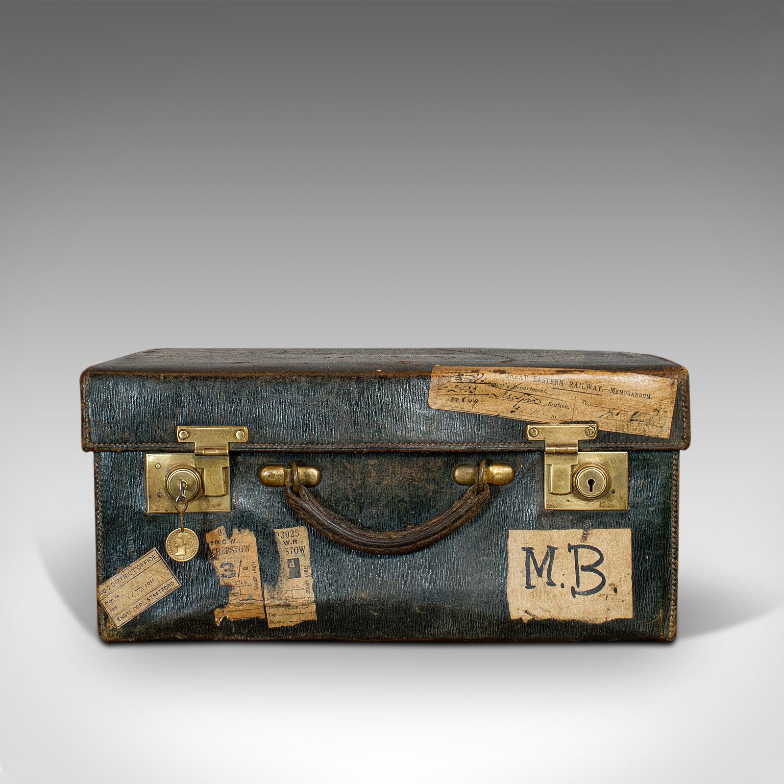 old fashion suitcase