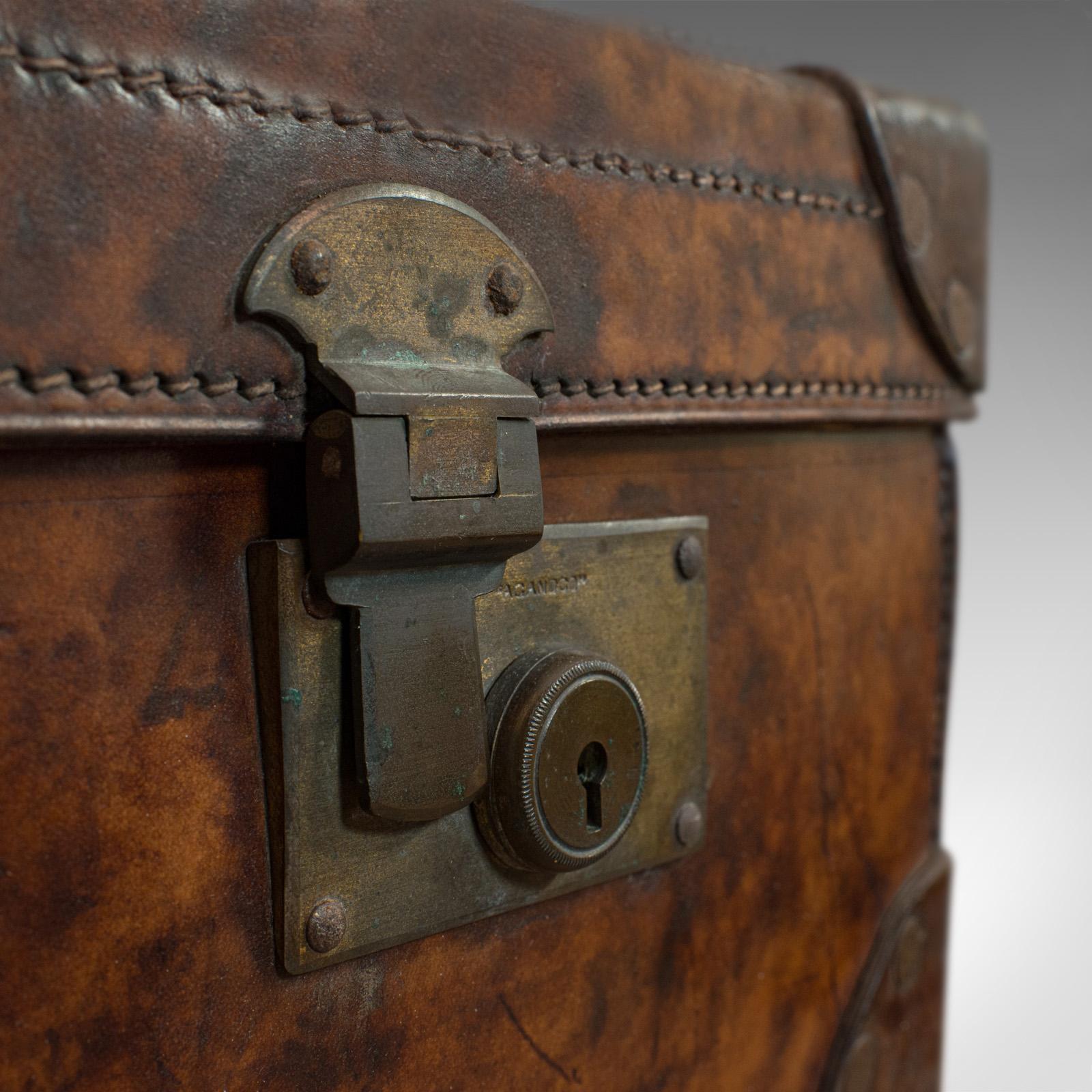 Antique Travel Suitcase English, Leather, Gentleman’s Case, Edwardian circa 1910 2