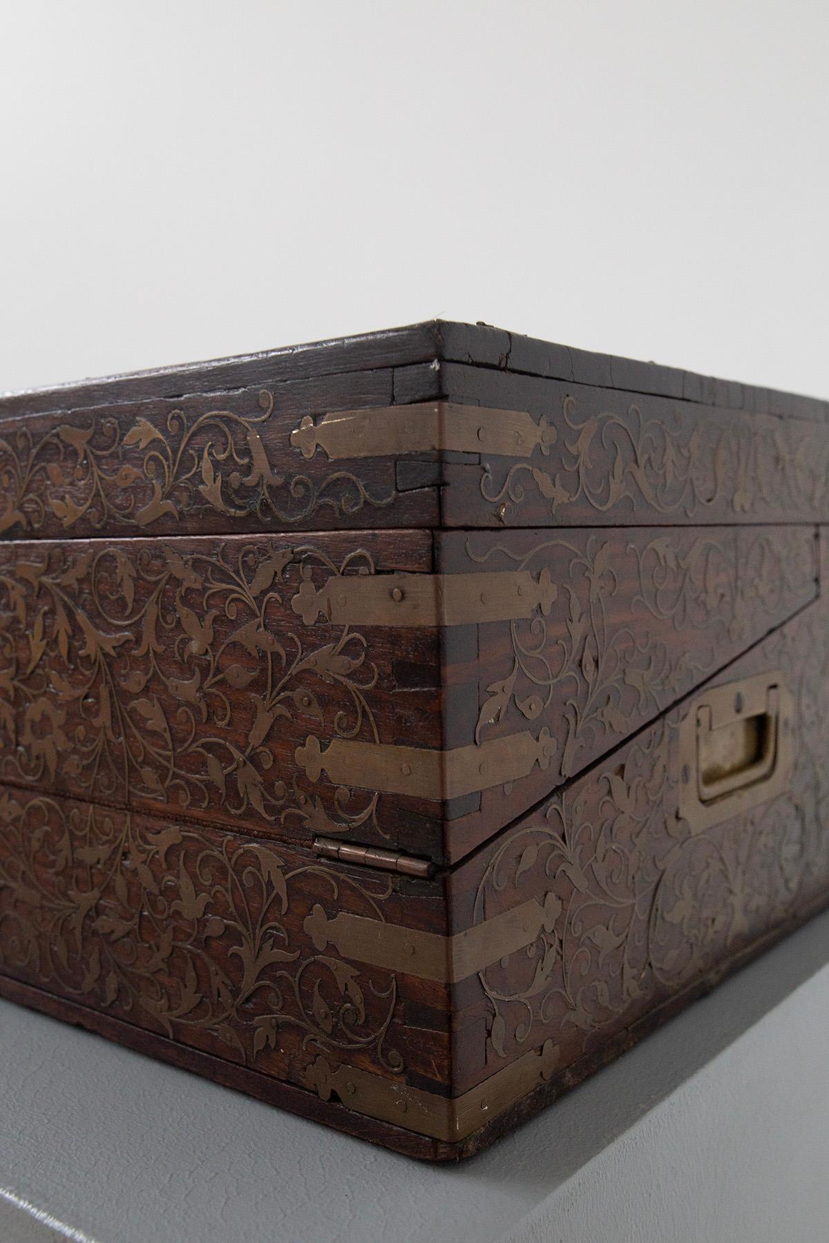 Antique travel writing desk that belonged to SIR FAIYAZ ALI KHAN 2