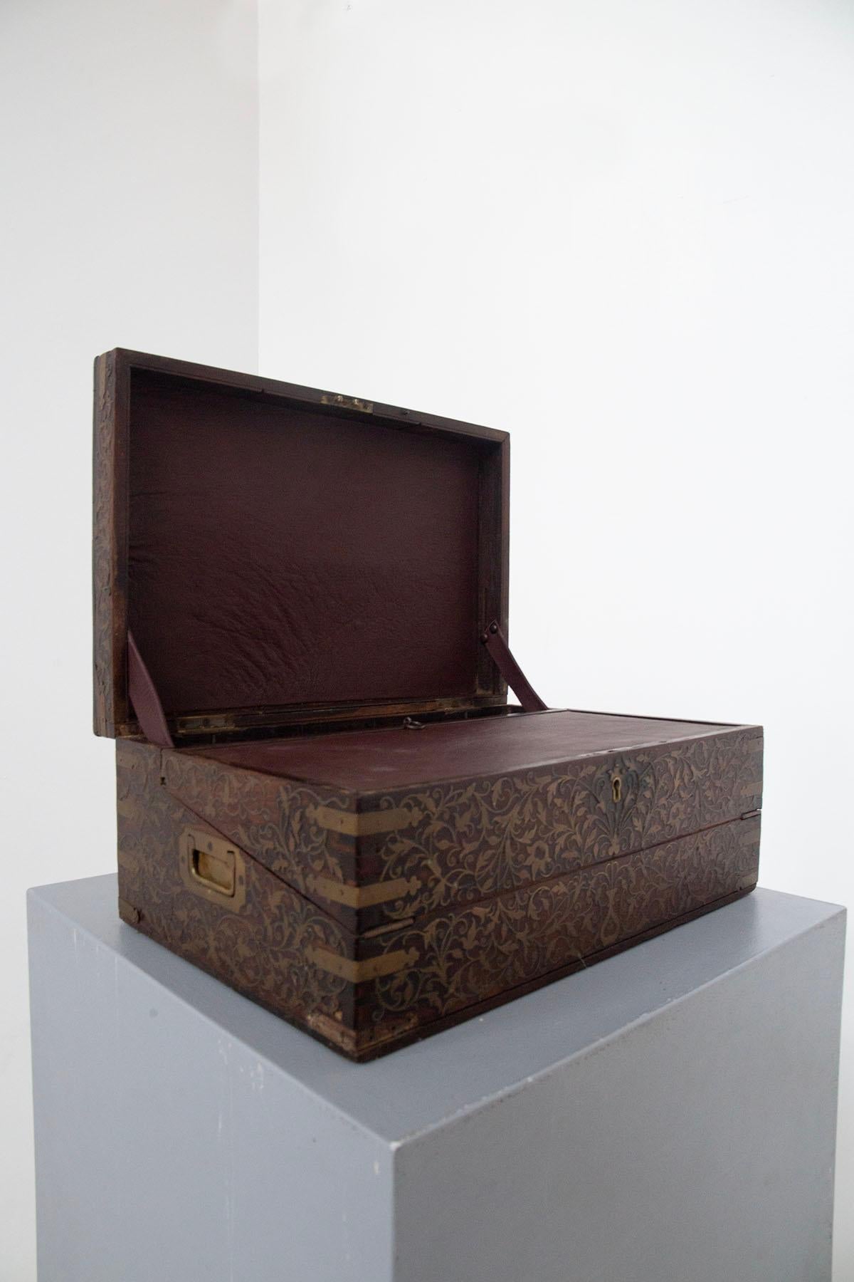 Antique travel writing desk that belonged to SIR FAIYAZ ALI KHAN 7