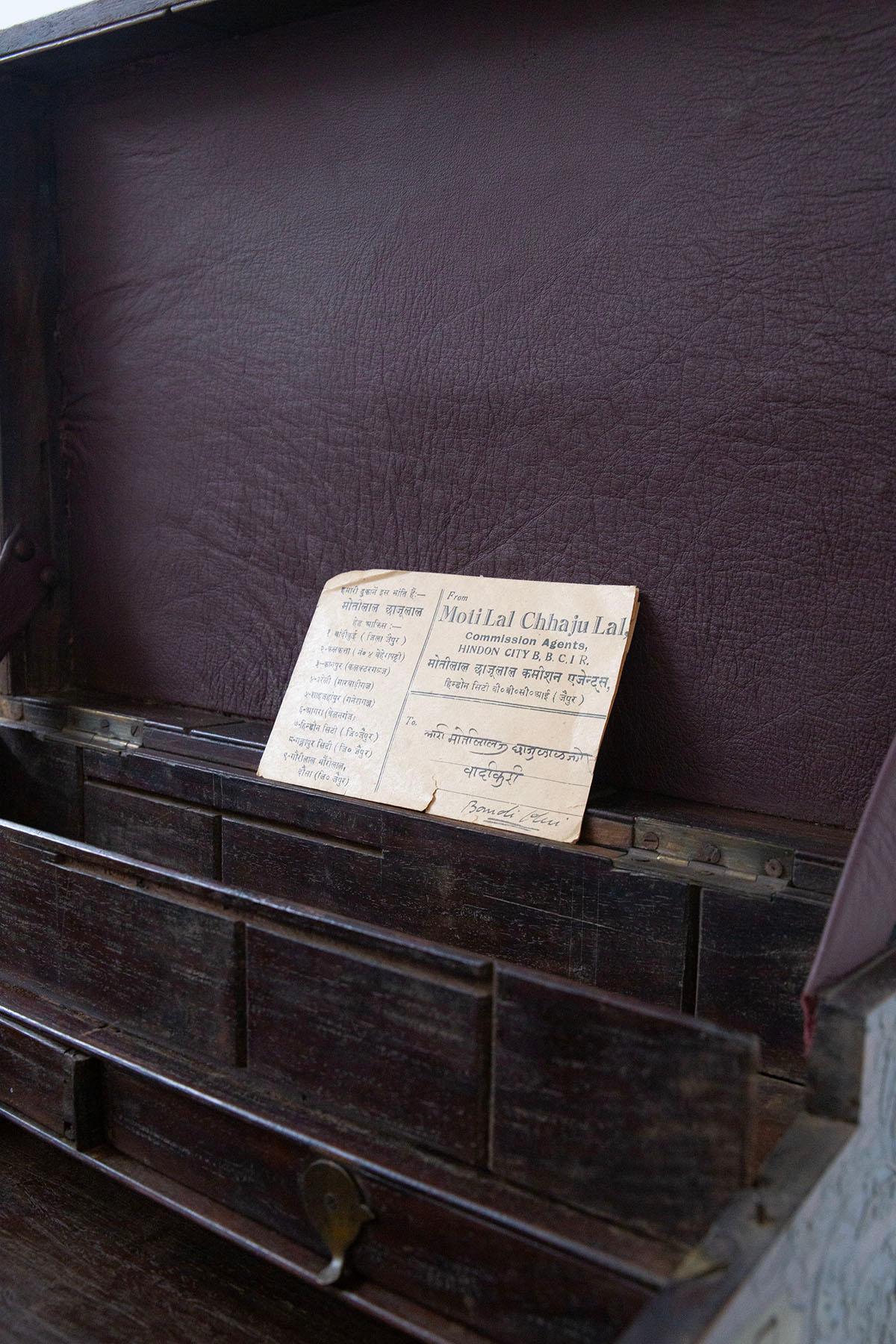 Antique travel writing desk that belonged to SIR FAIYAZ ALI KHAN 8